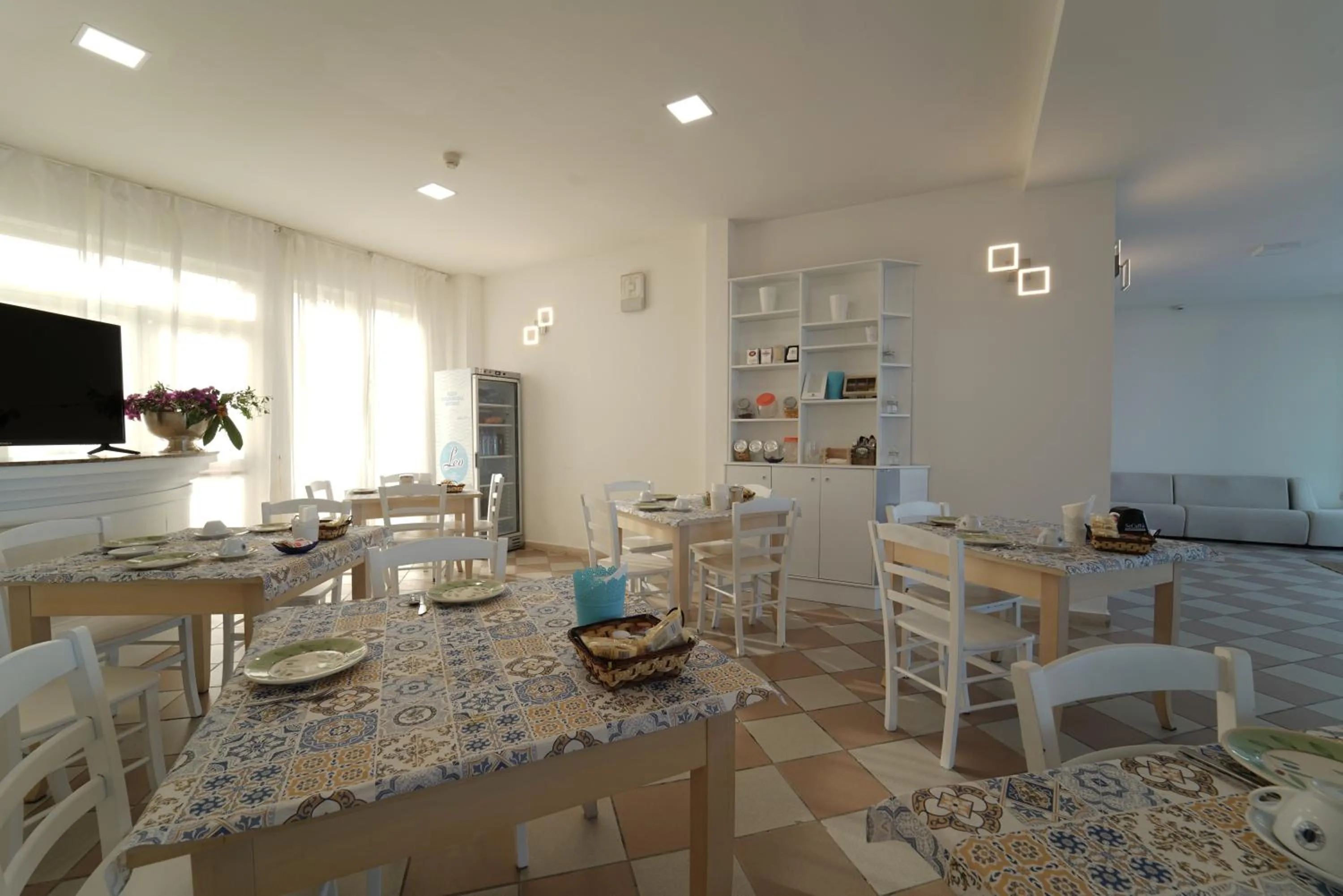 Restaurant/places to eat in Hotel Rivabella