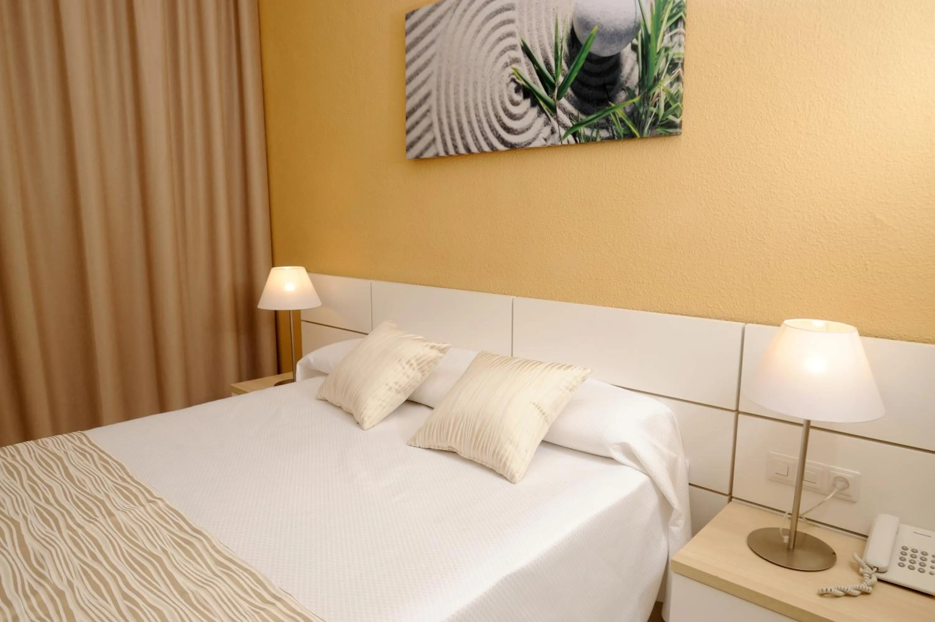 Bed in Hotel Complejo Los Rosales