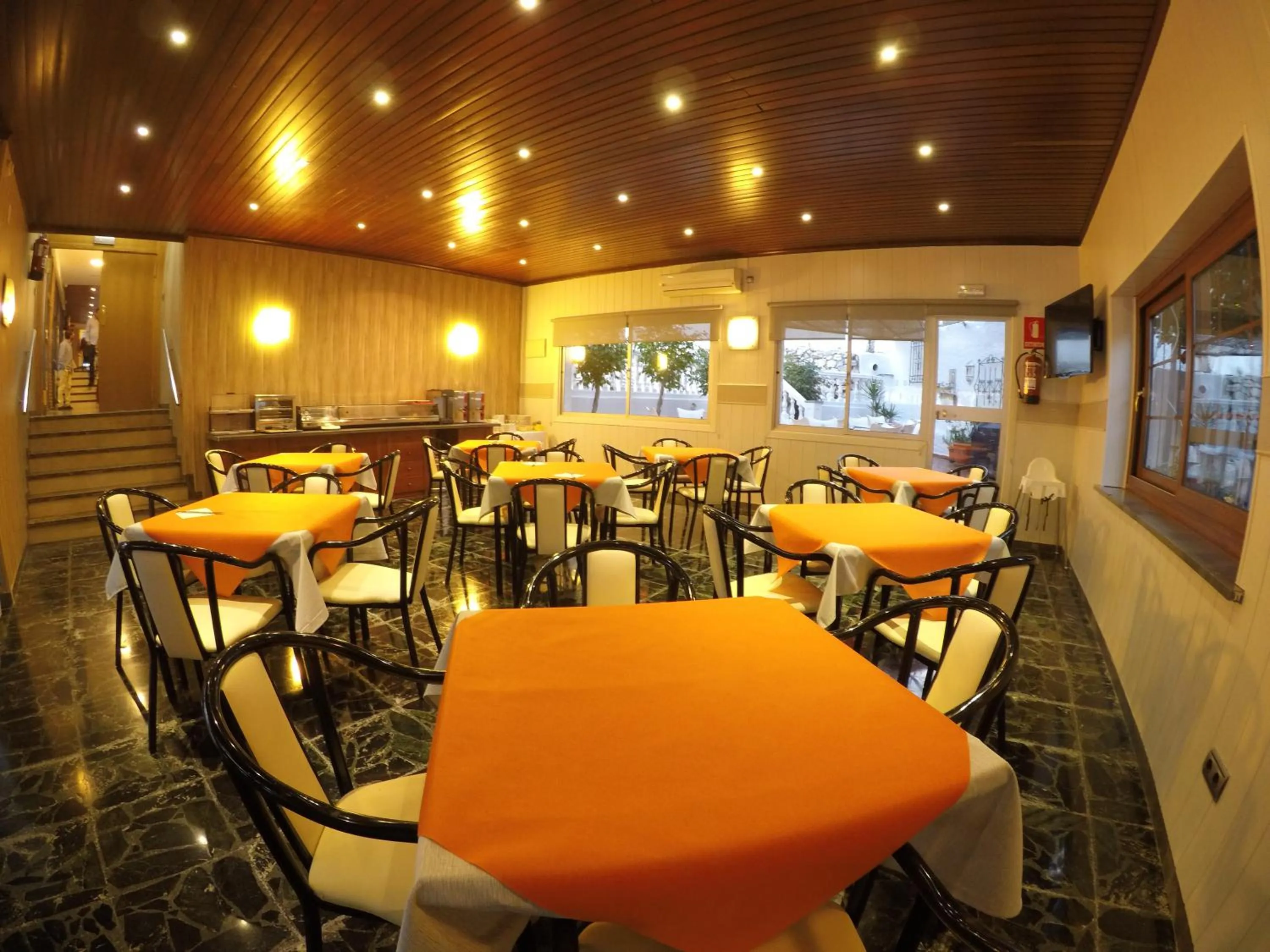 Communal lounge/ TV room in Hotel Complejo Los Rosales