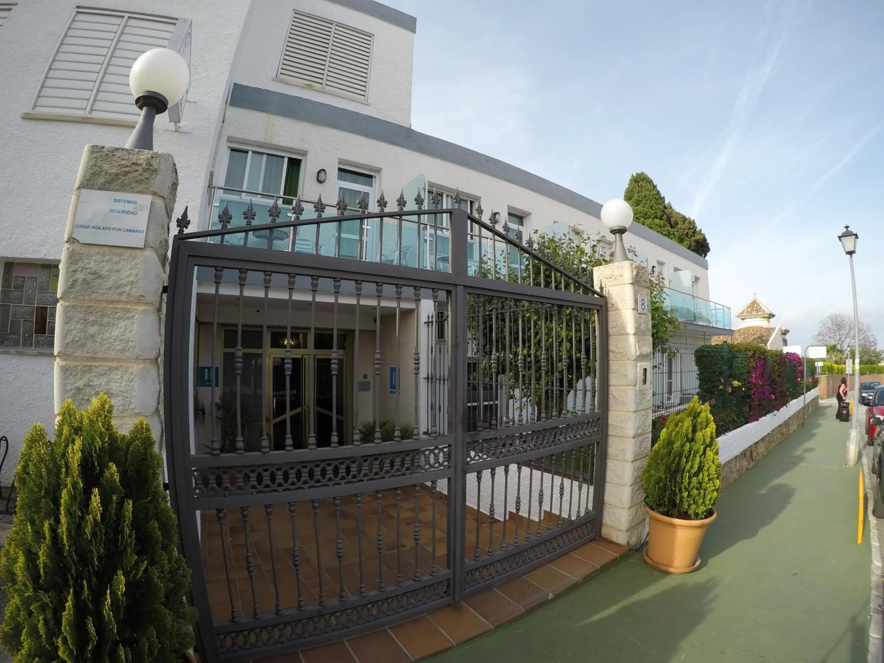 Facade/entrance in Hotel Complejo Los Rosales