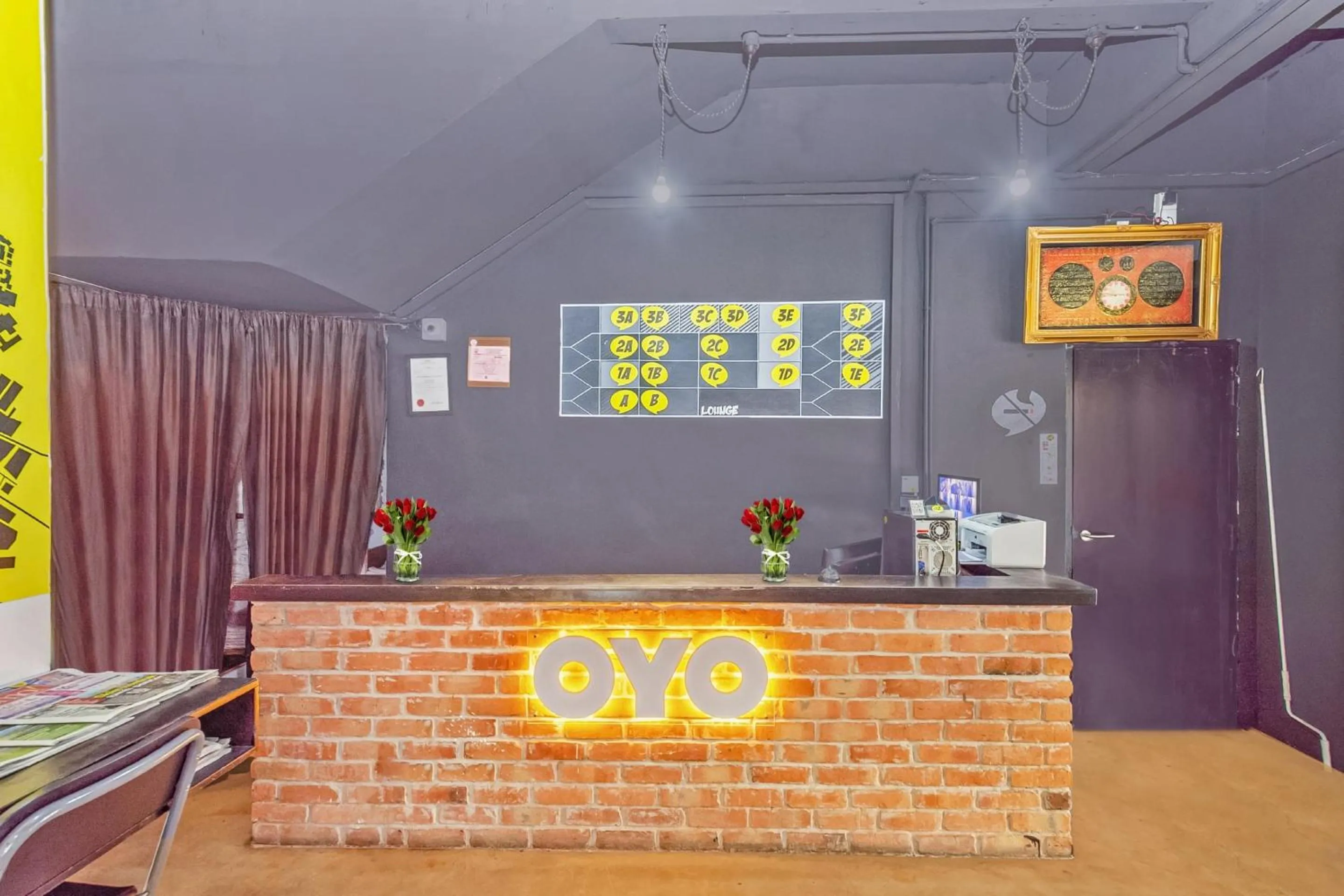 Lobby or reception in Hotel O Zzz Hotel