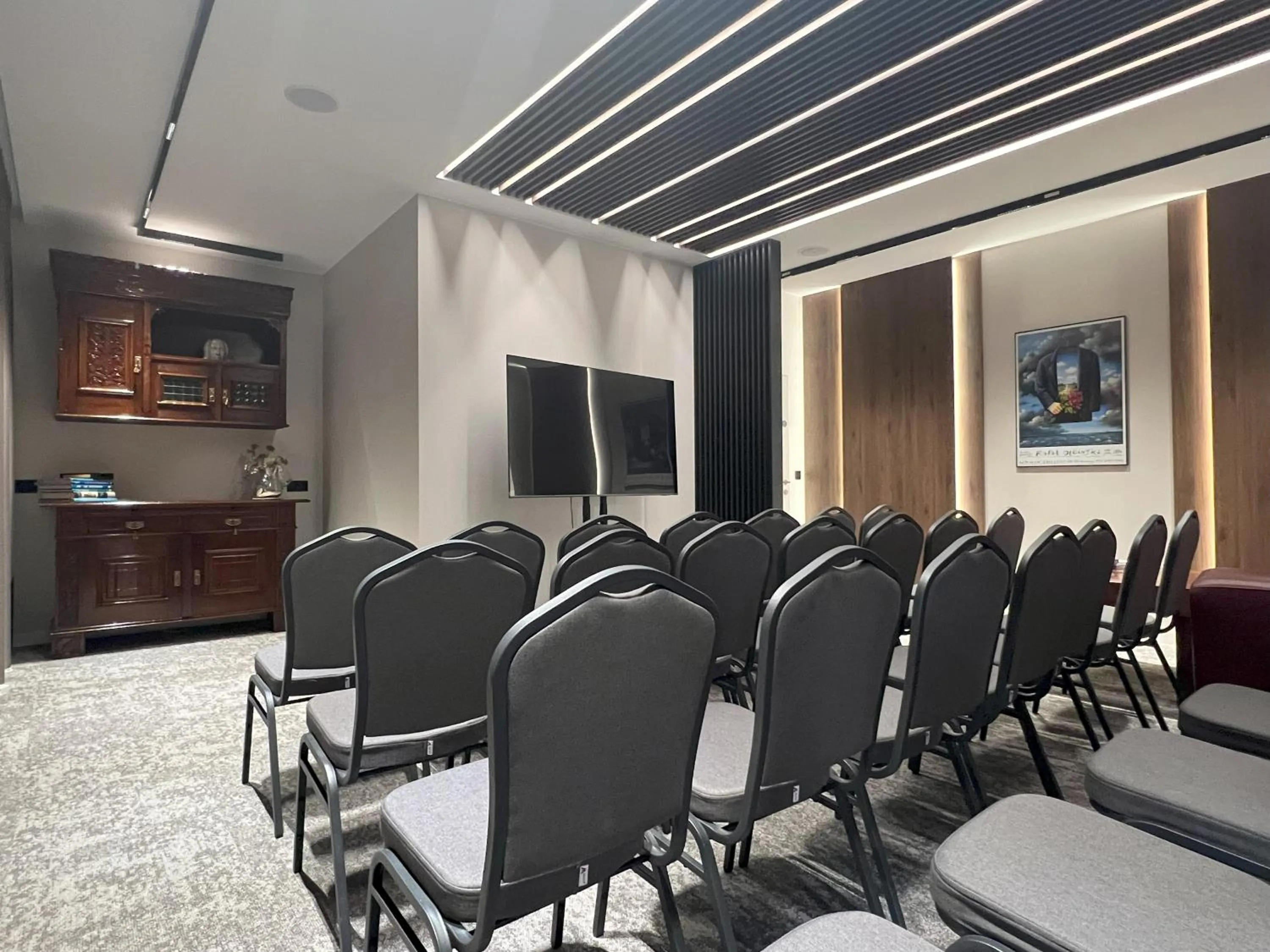 Meeting/conference room in Piotrkowska 89 Residence