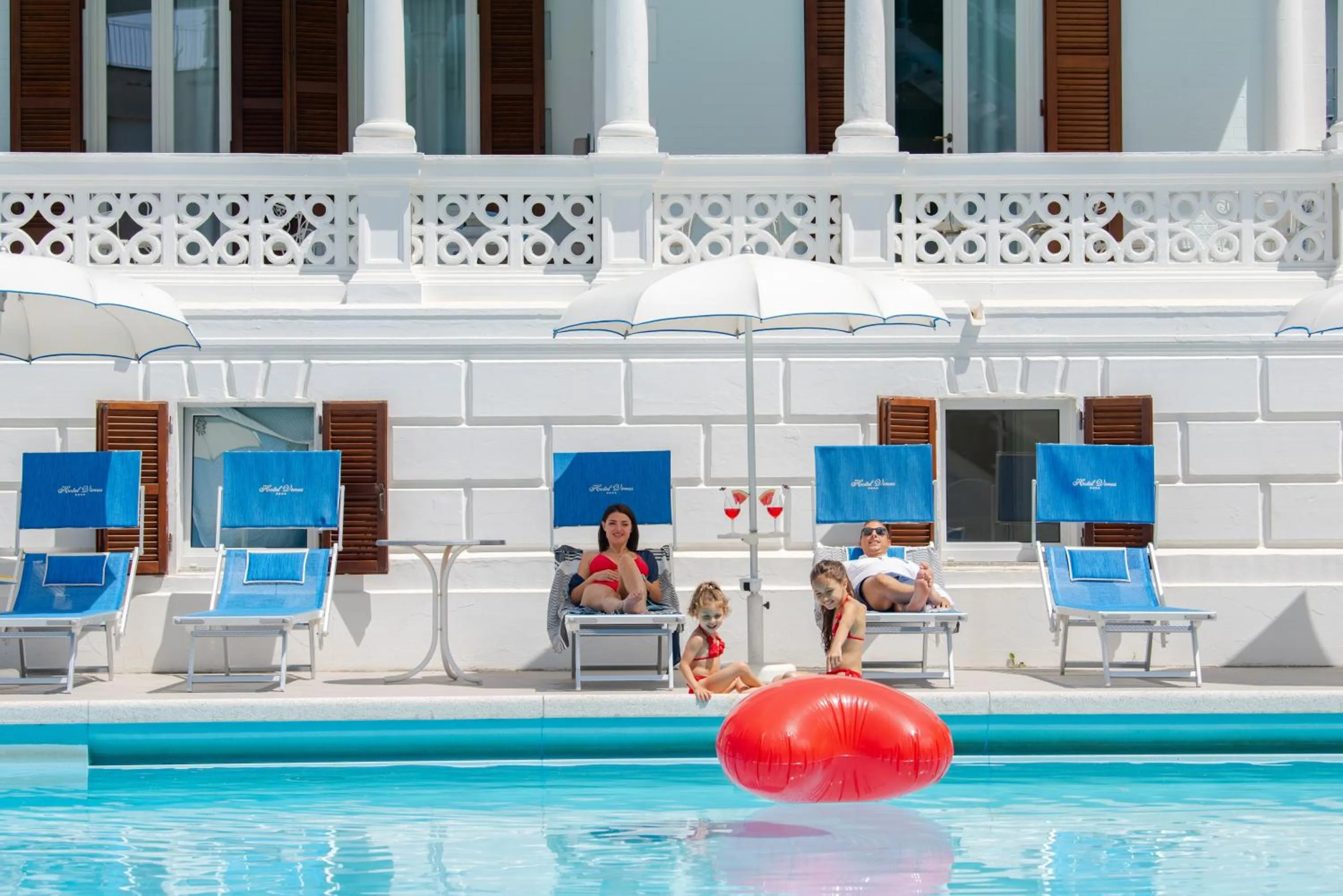 Swimming pool in Hotel Venus