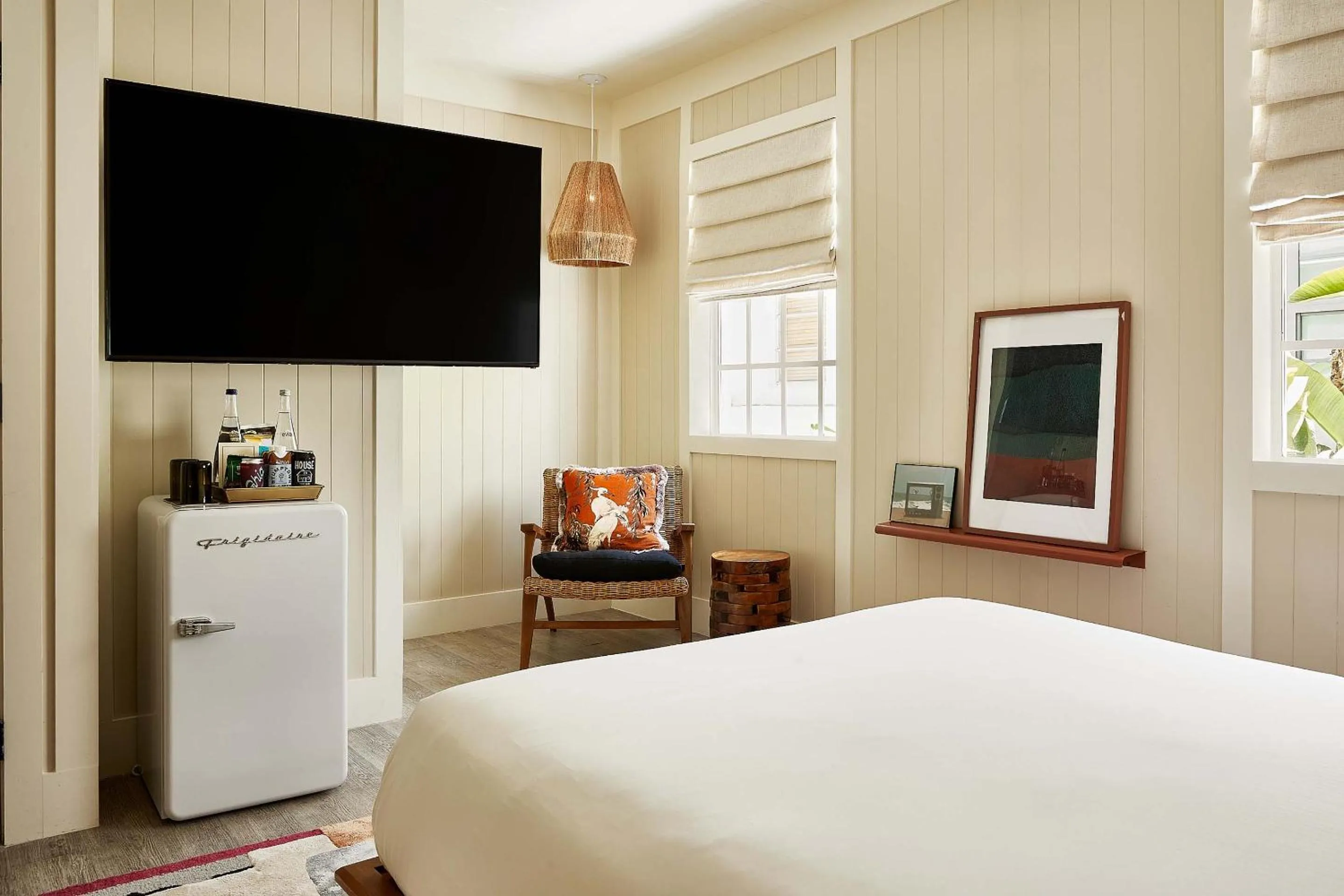 TV and multimedia in Life House, South of Fifth