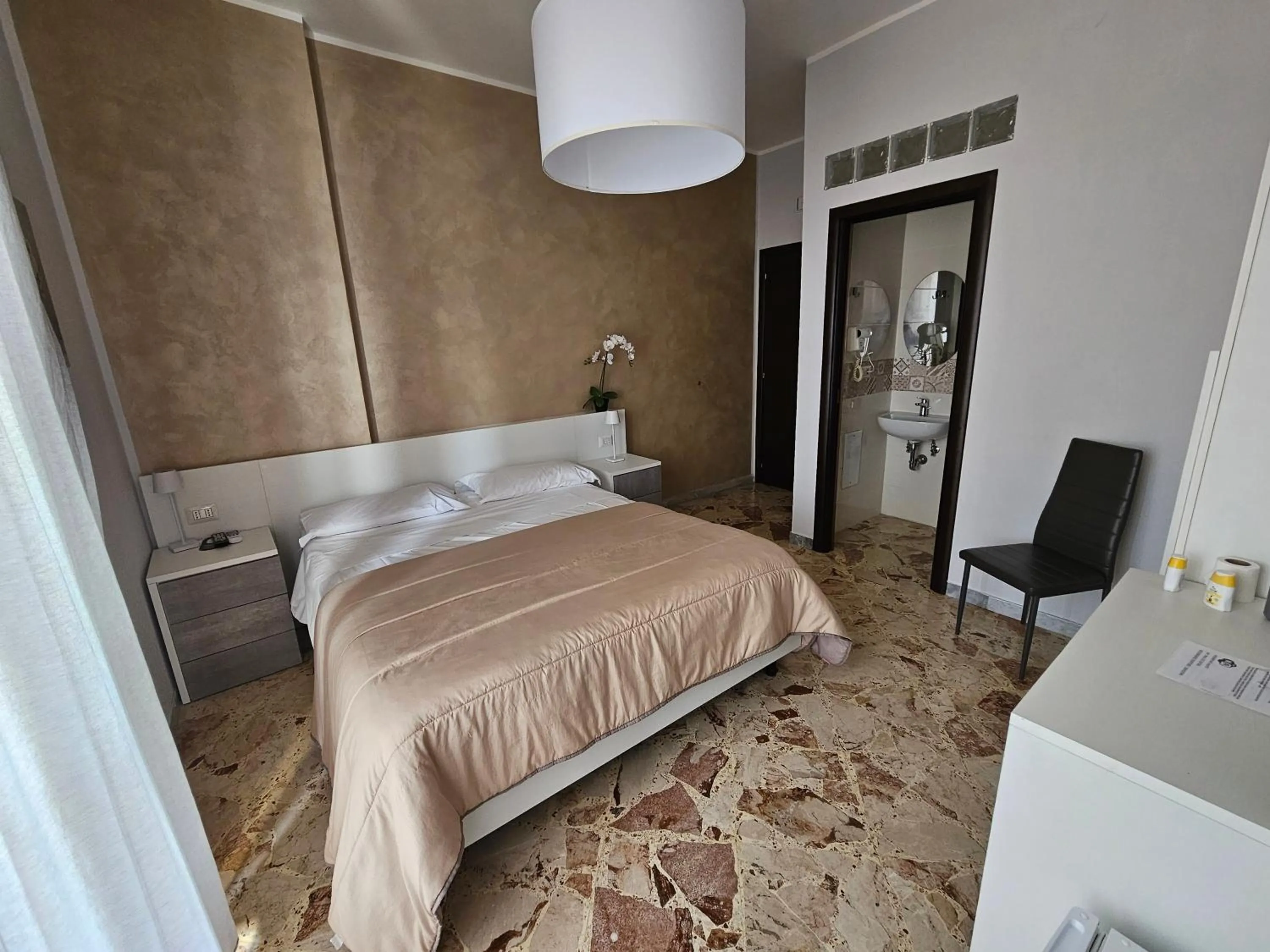 Bed in B&B dei Rota Affittacamere Mercato San Severino Salerno