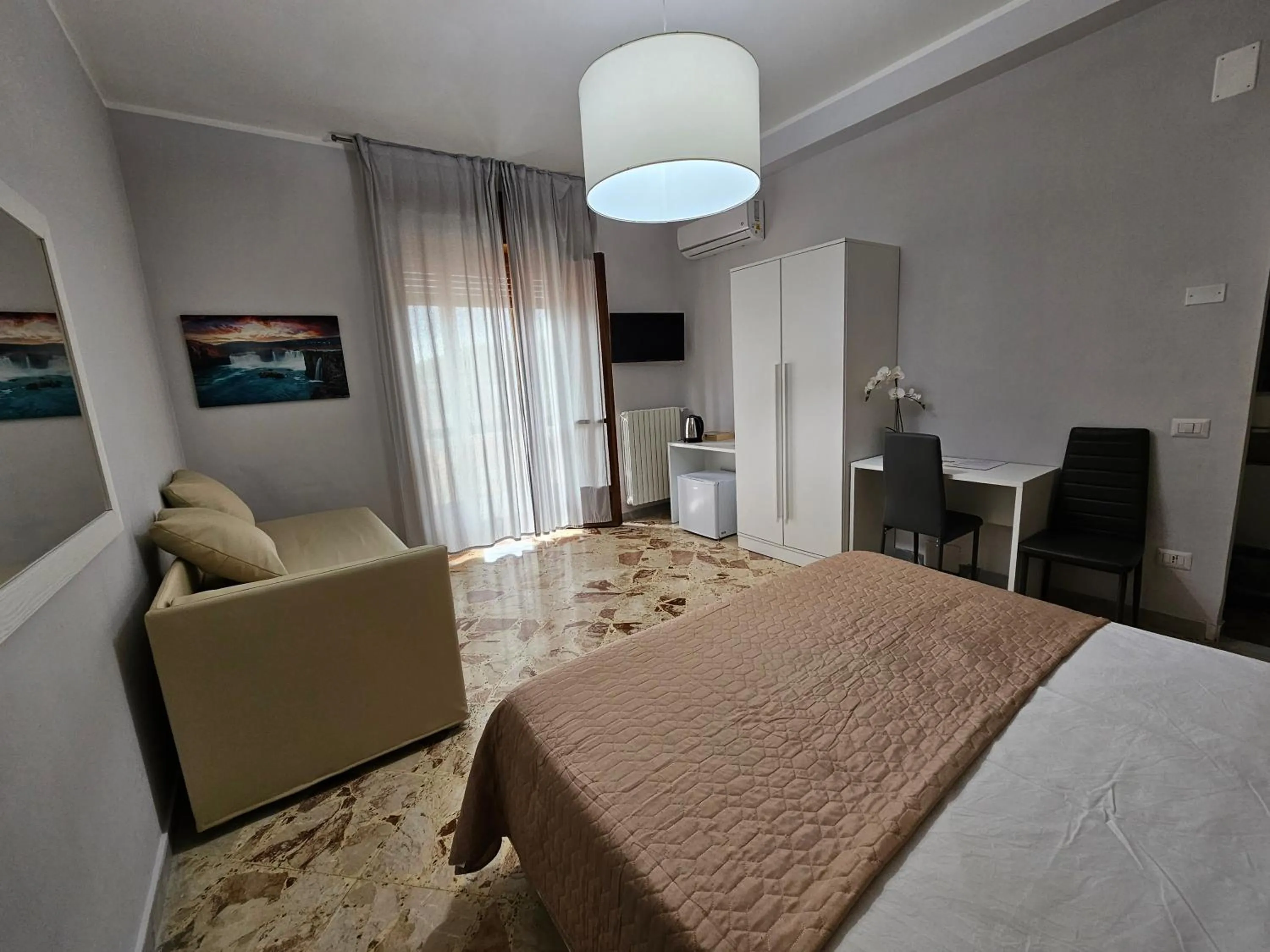 Bed in B&B dei Rota Affittacamere Mercato San Severino Salerno