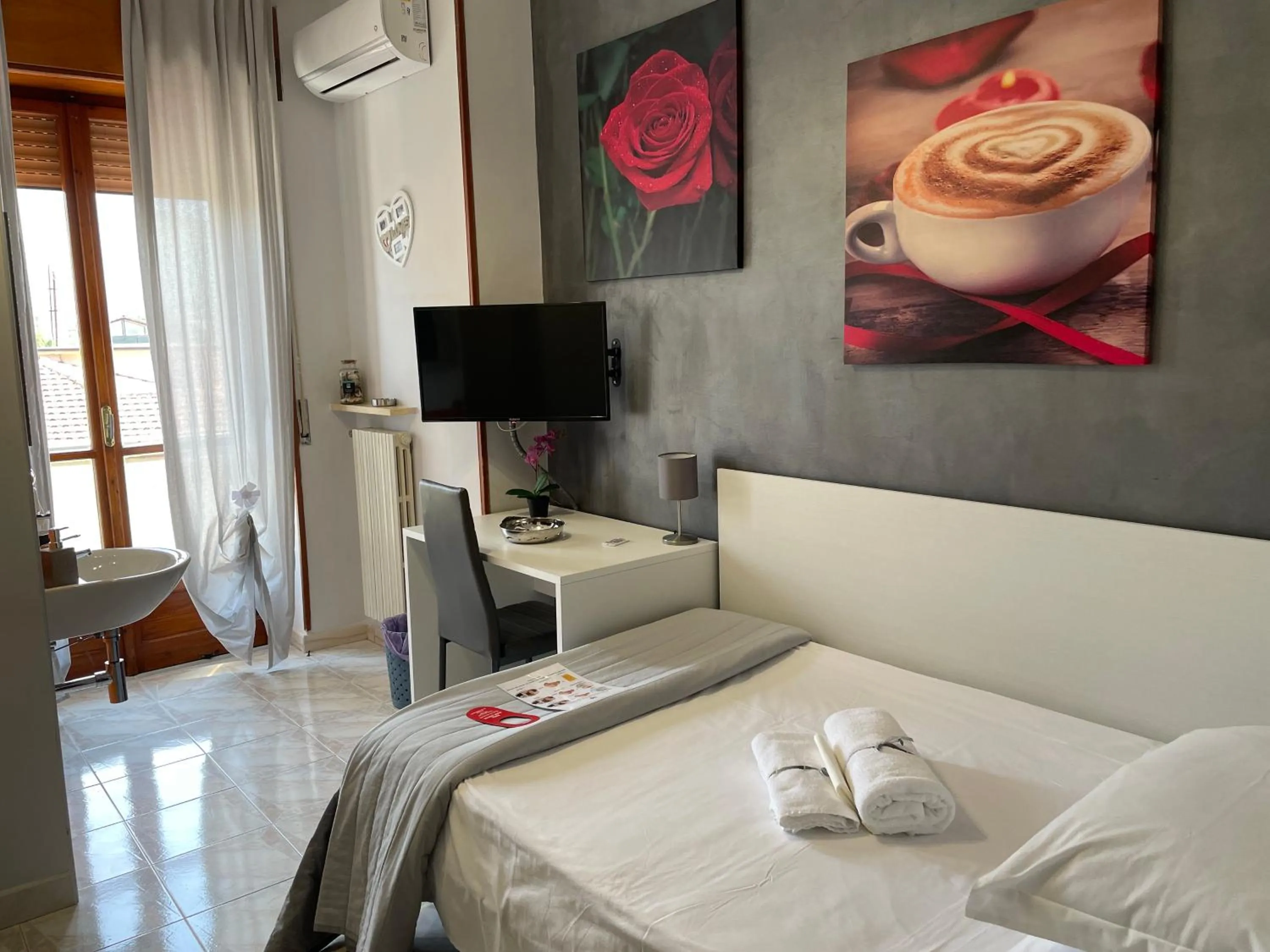 Bed in B&B dei Rota Affittacamere Mercato San Severino Salerno