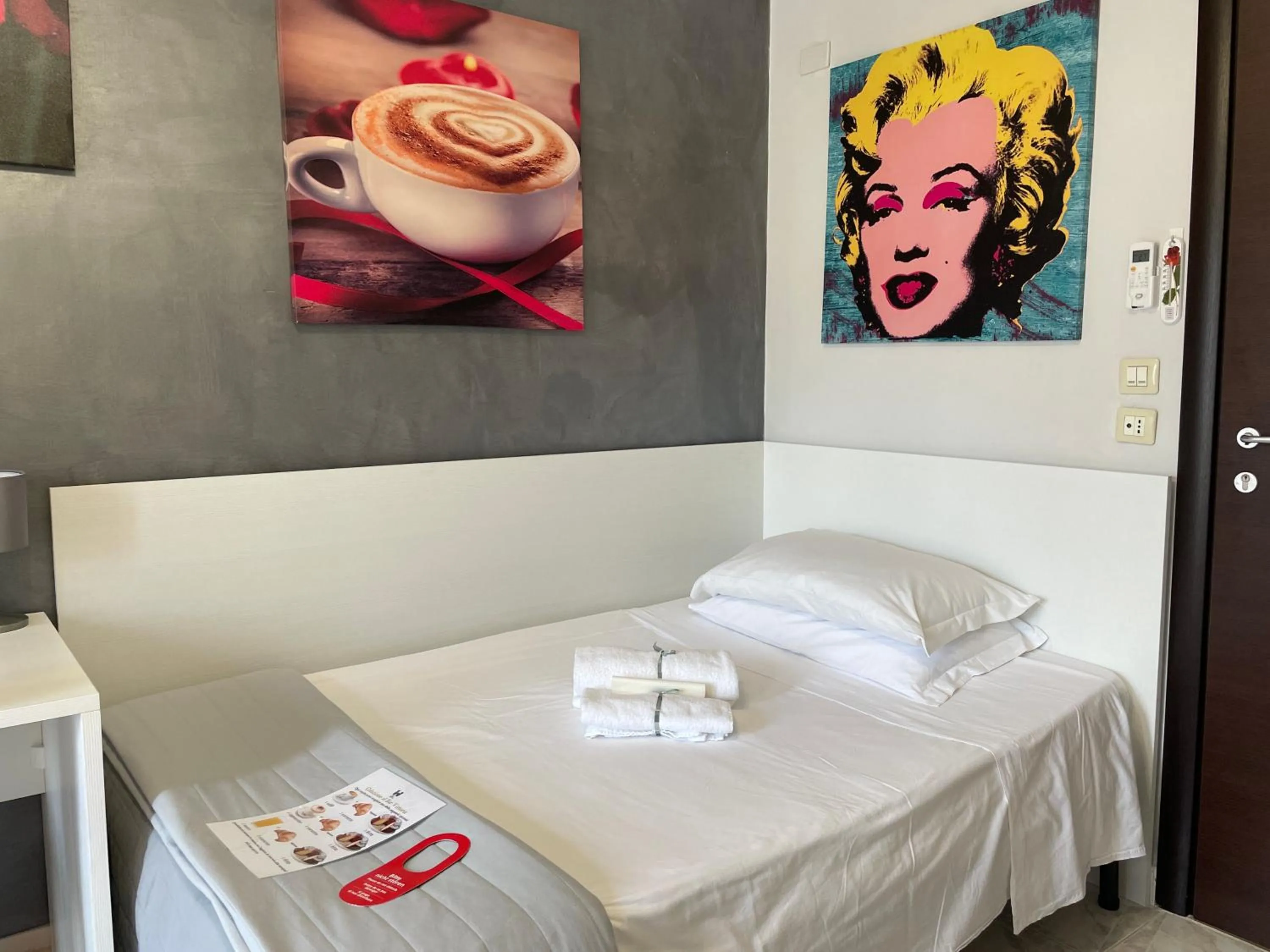 Bed in B&B dei Rota Affittacamere Mercato San Severino Salerno