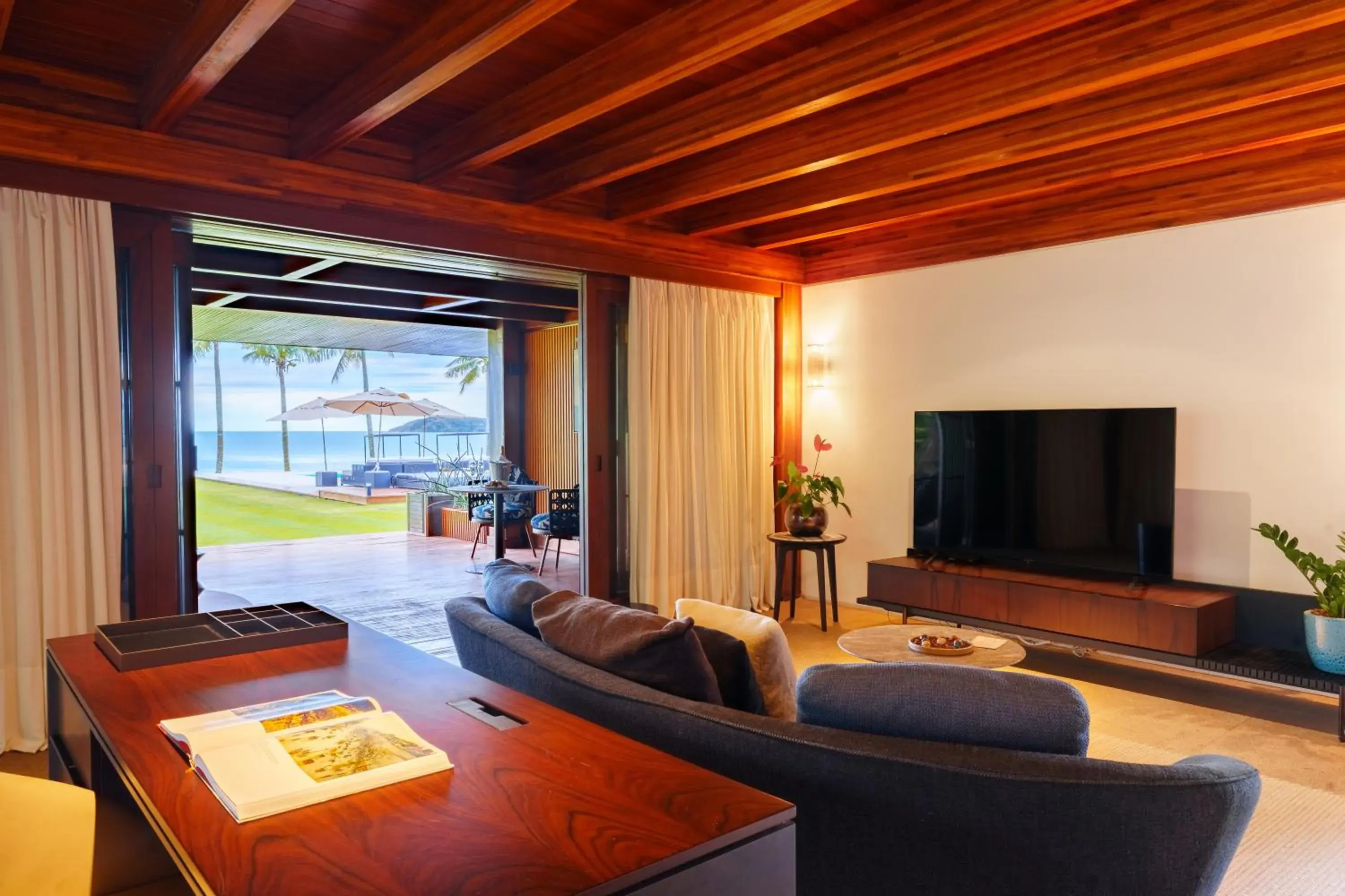 King Suite with Ocean View in Zendaya Resort Beach Sport & Spa King Suite with Ocean View in Zendaya Resort Beach Sport & Spa