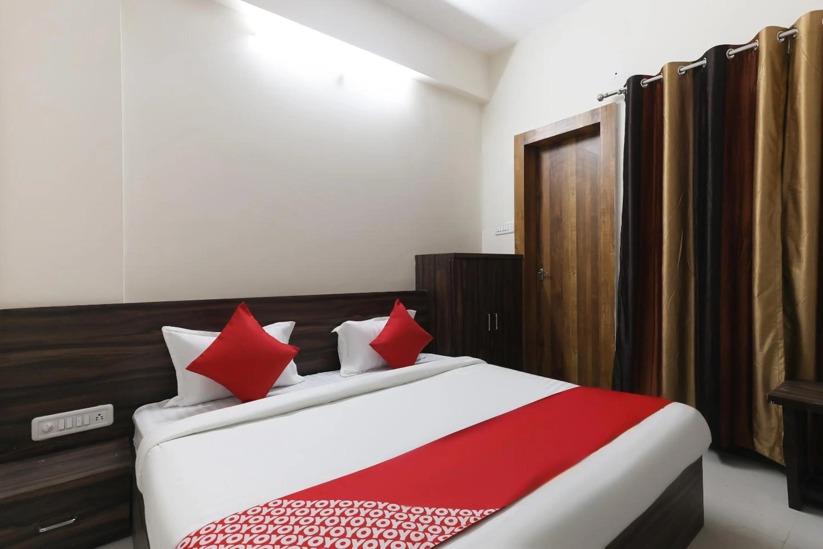 Bedroom, Bed in Hotel O La Flora