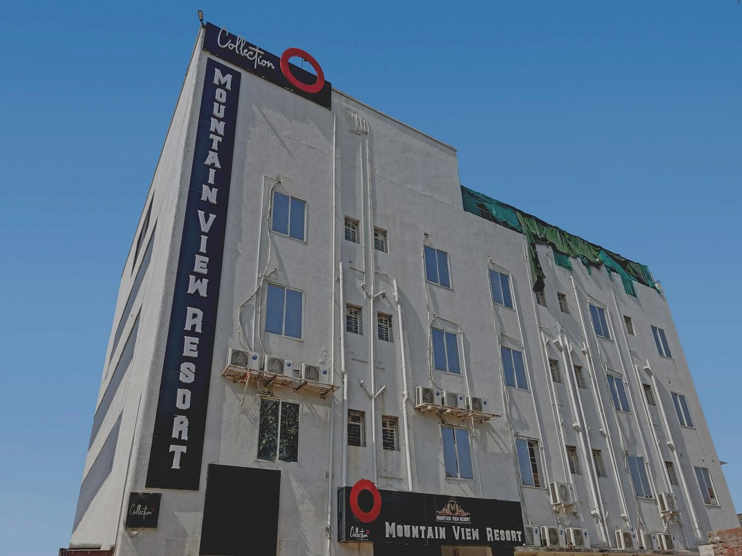 Facade/entrance in Super Collection O Mountain View Resort