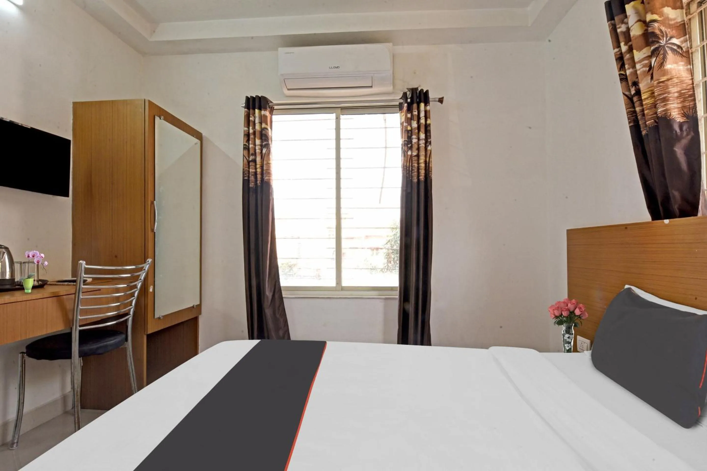 Bedroom, Bed in Super Collection O Mountain View Resort