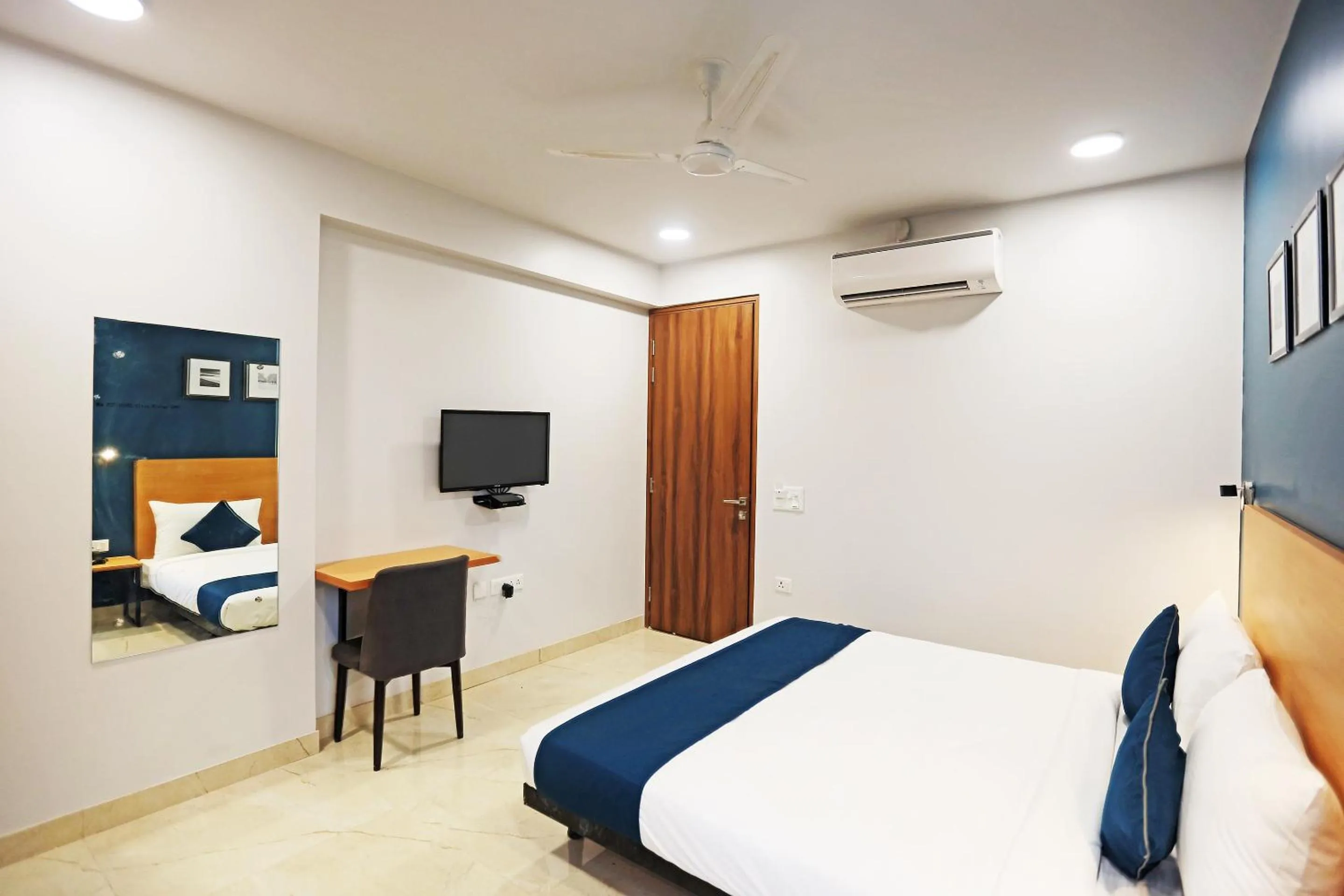 Bedroom in Hotel O Moody Moon Blue