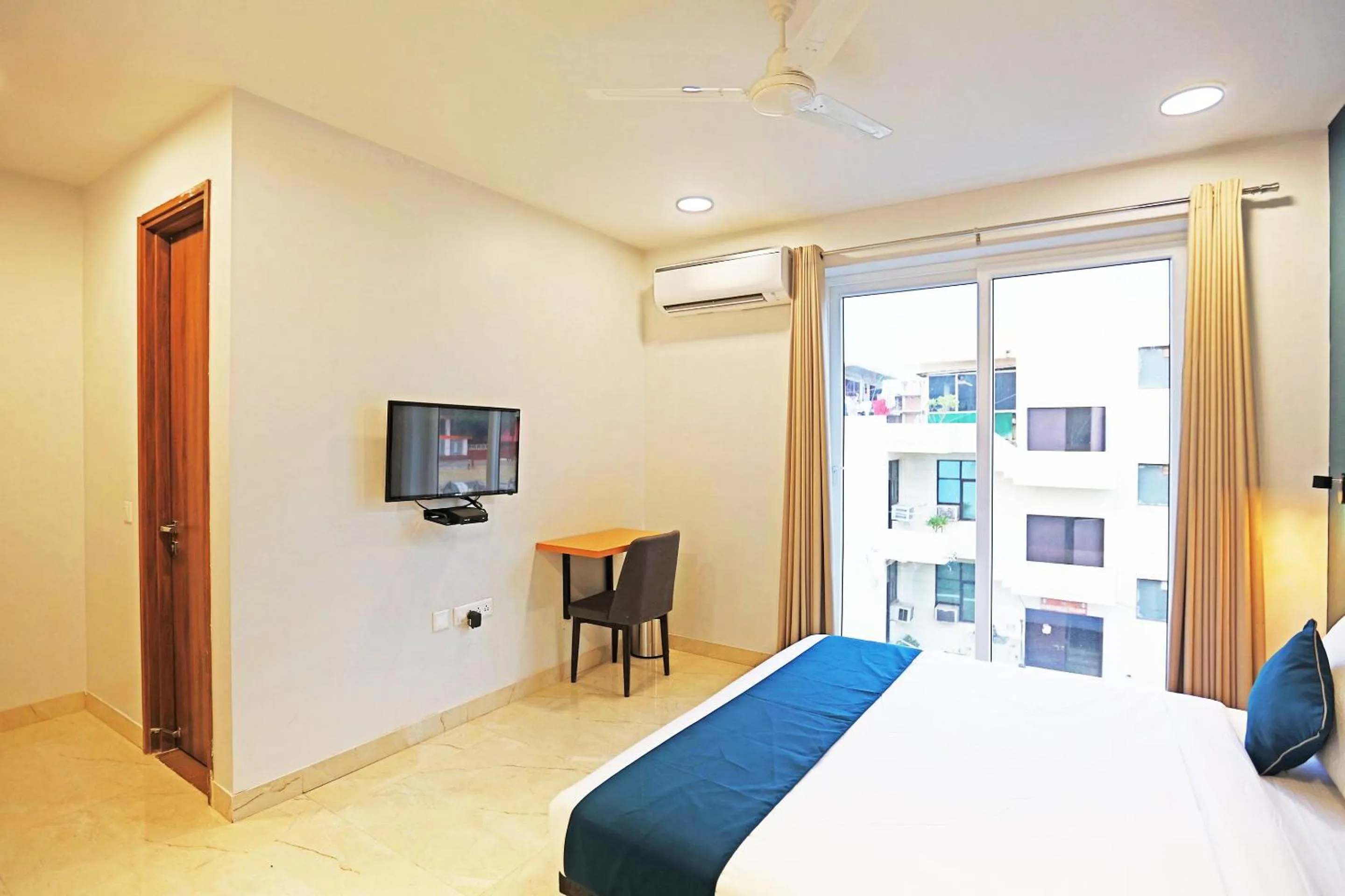 Bedroom in Hotel O Moody Moon Blue