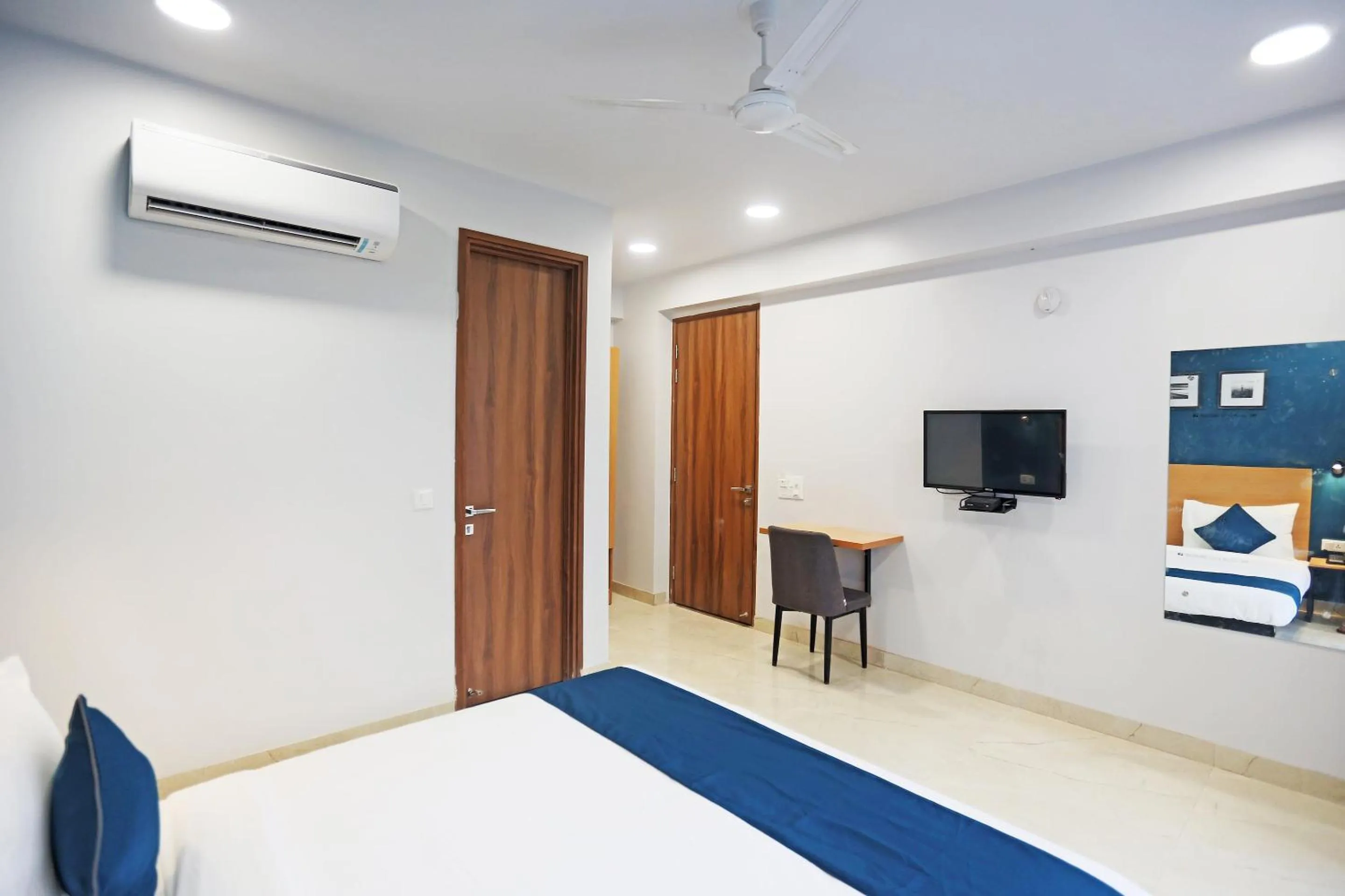 Bedroom in Hotel O Moody Moon Blue