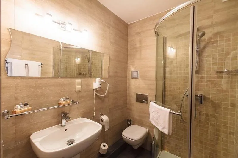 Bathroom in Hotel Ratuszowy