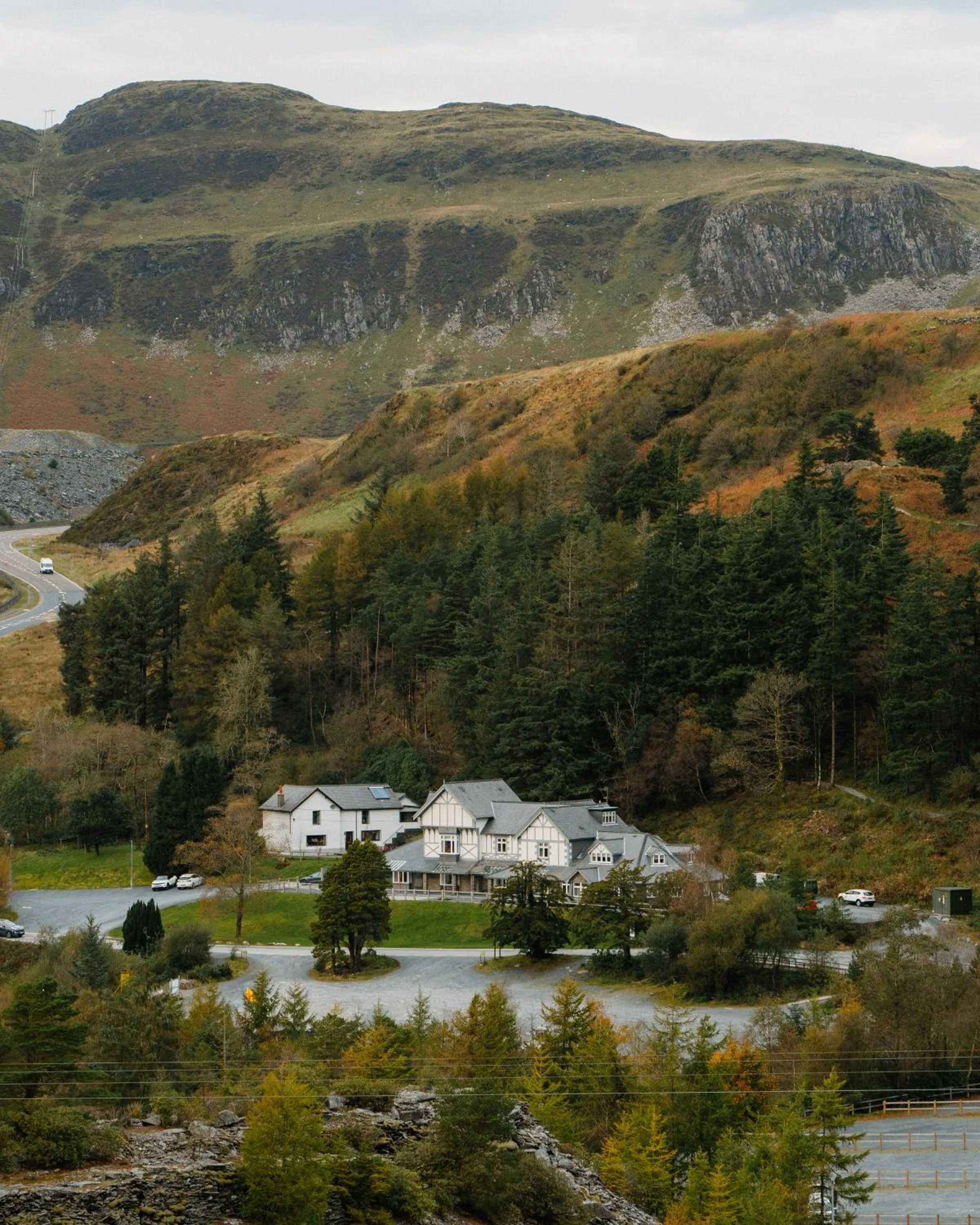 Property building in Plas Weunydd