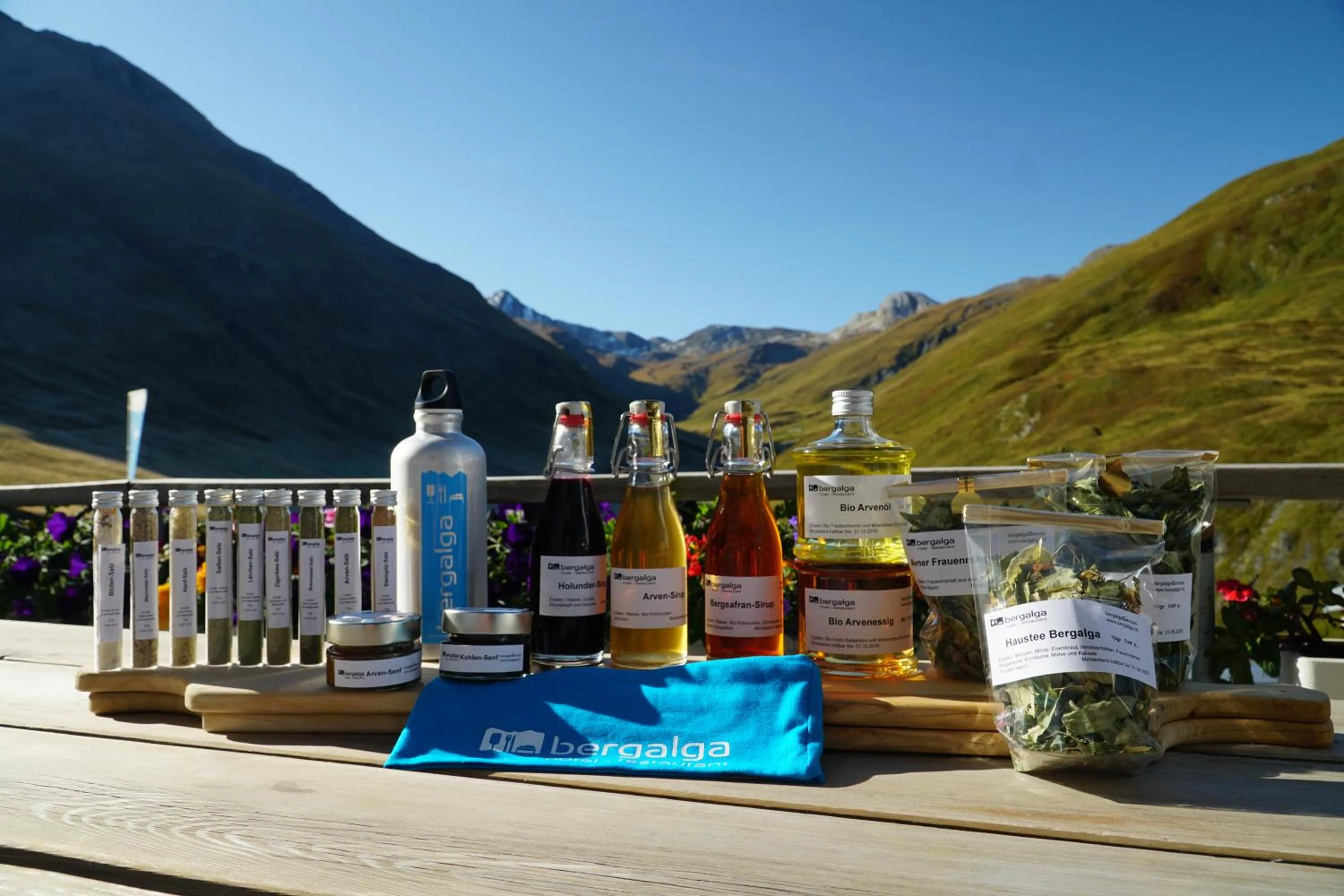 Food and drinks in Hotel Bergalga