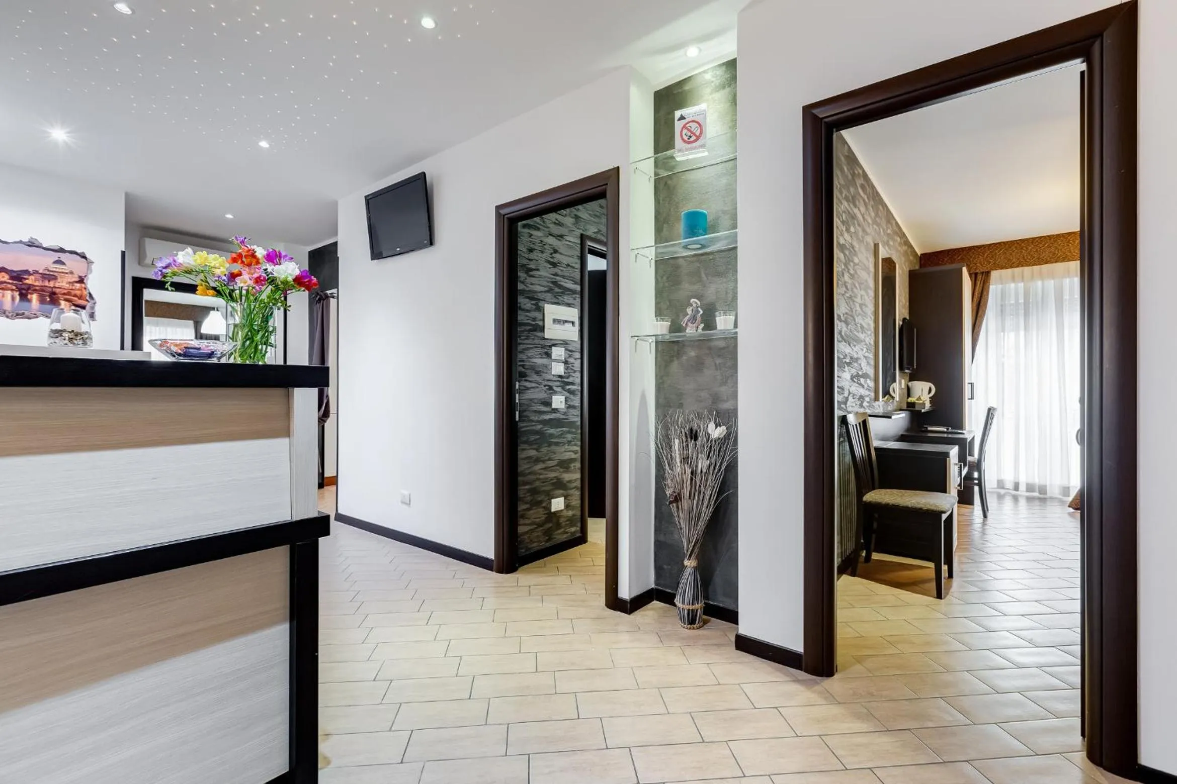 Lobby or reception in Dreams Of Rome