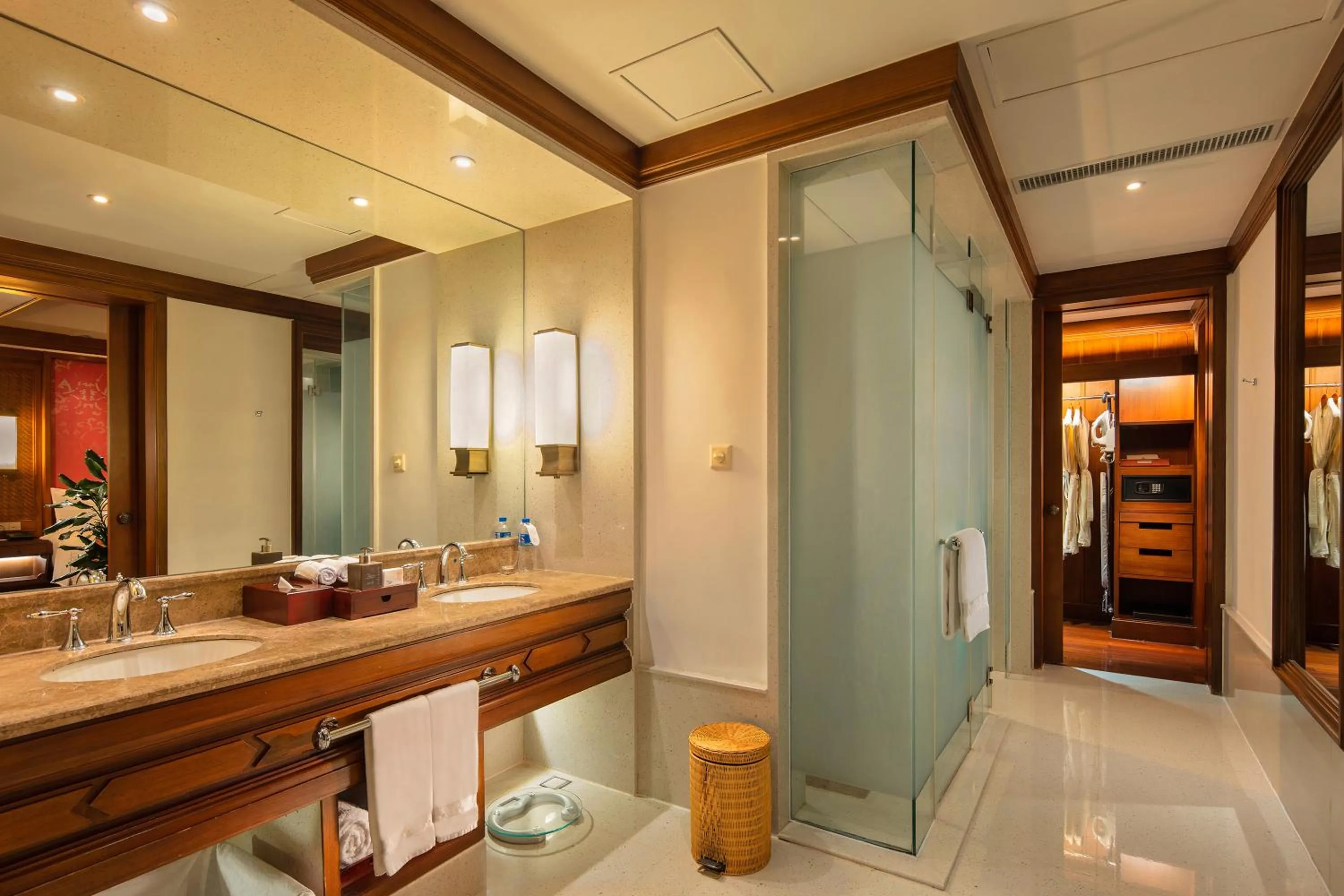 Bathroom in Anantara Xishuangbanna Resort