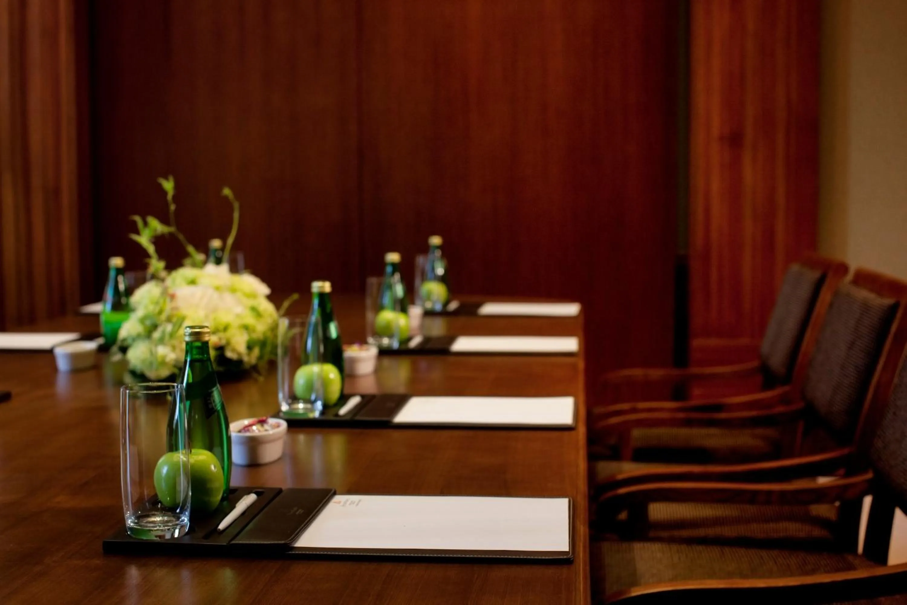 Business facilities in Anantara Xishuangbanna Resort