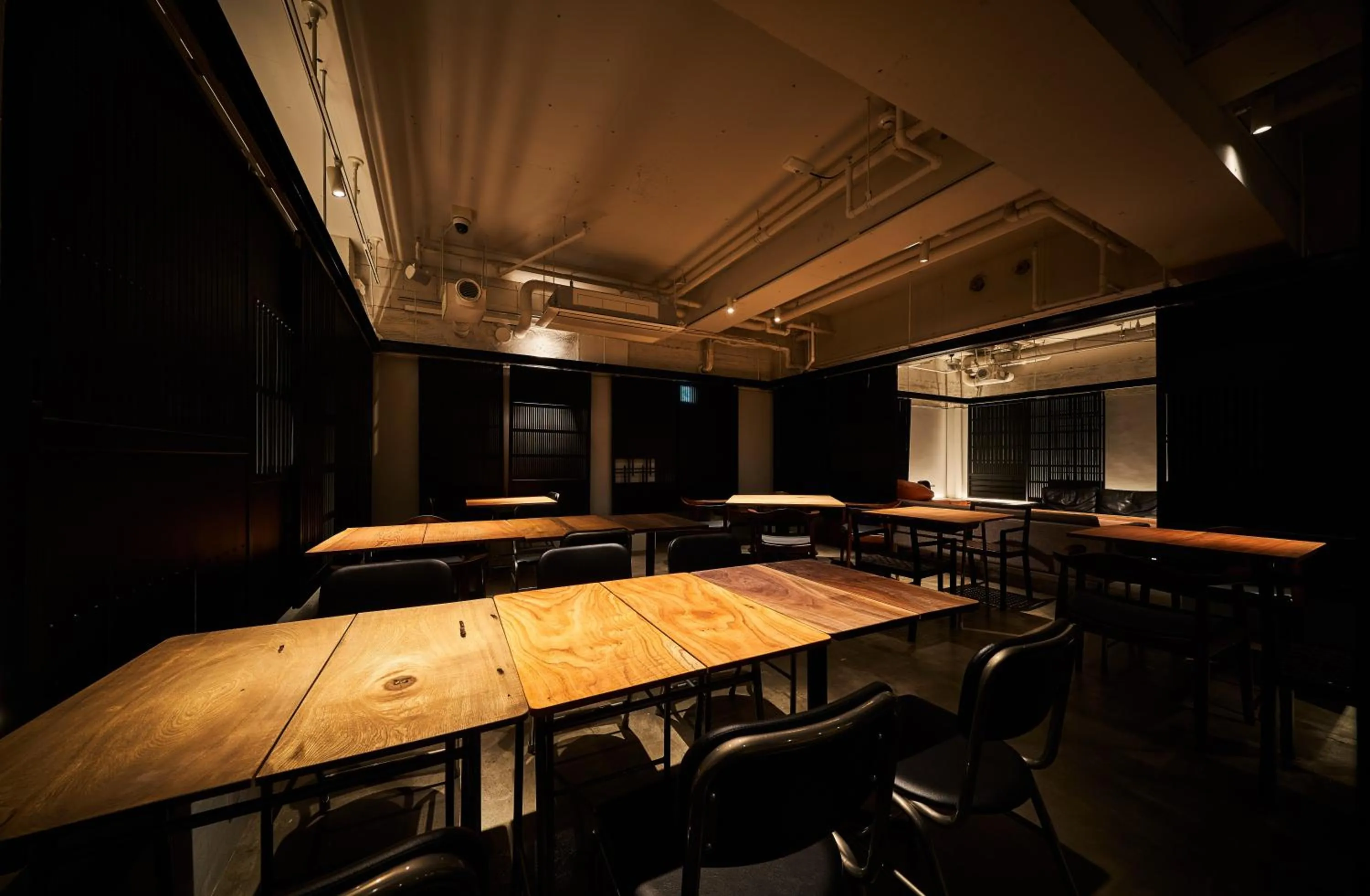 Communal lounge/ TV room in EN HOTEL Kyoto