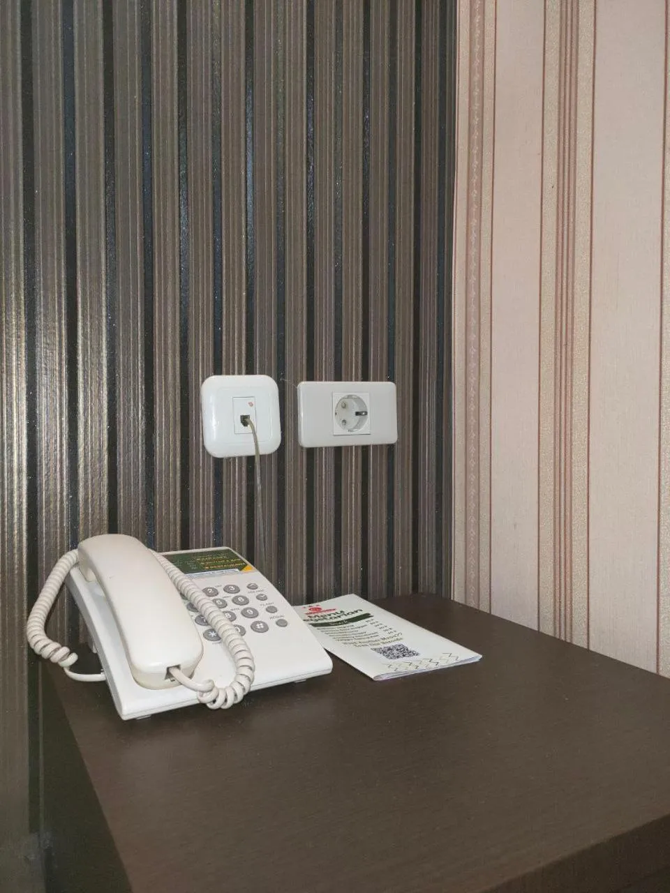 Hotel Harmony In & Karaoke