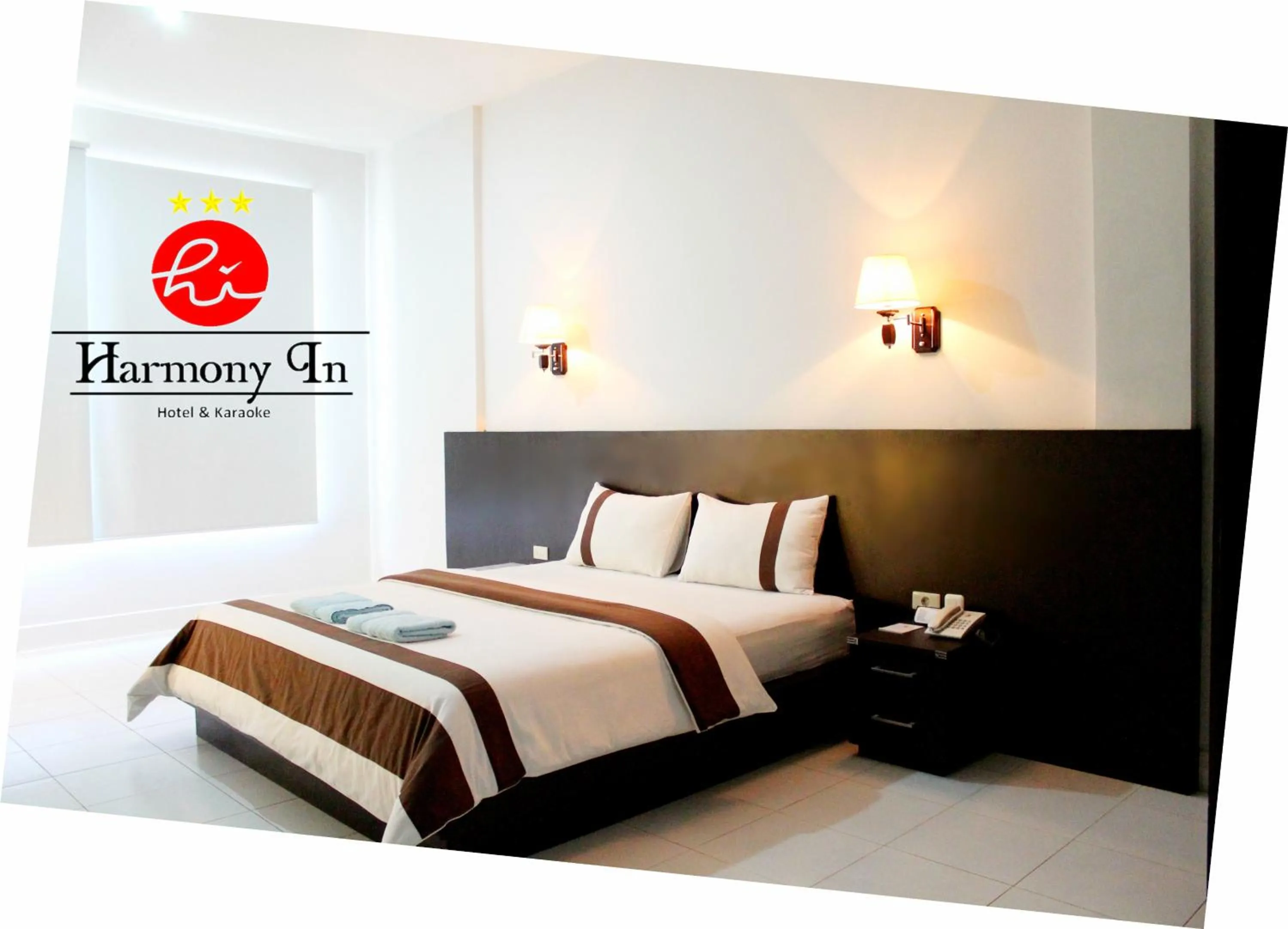 Bed in Hotel Harmony In & Karaoke