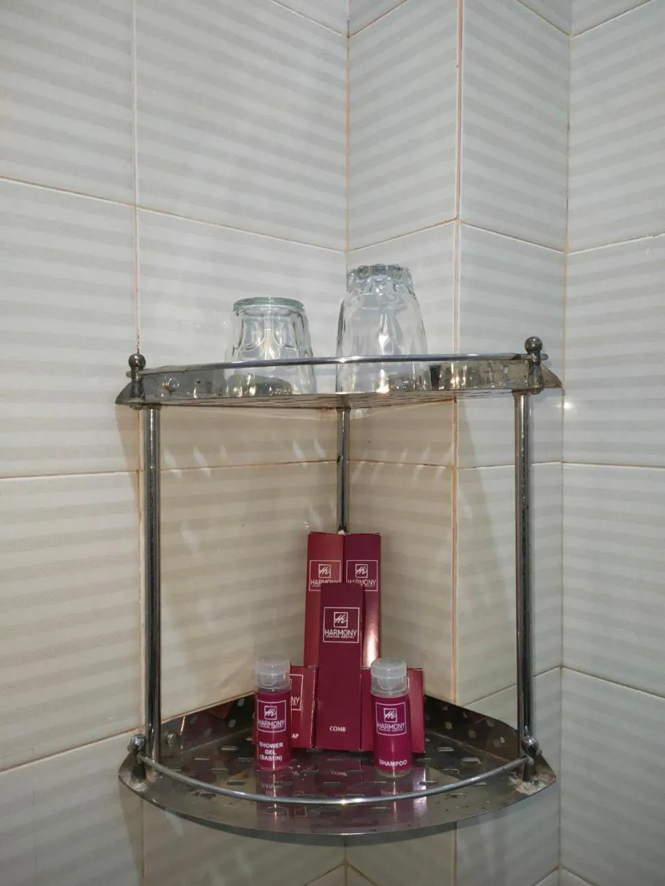 Hotel Harmony In & Karaoke