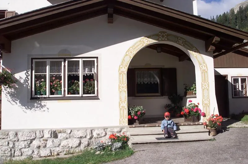 Facade/entrance in Garni Margherita
