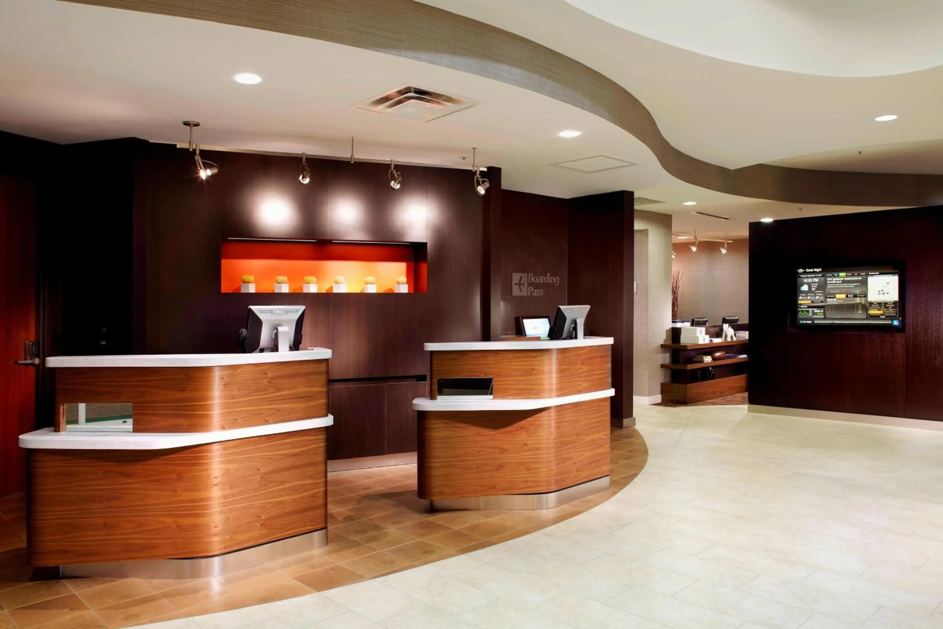 Lobby or reception in Courtyard Tampa Oldsmar
