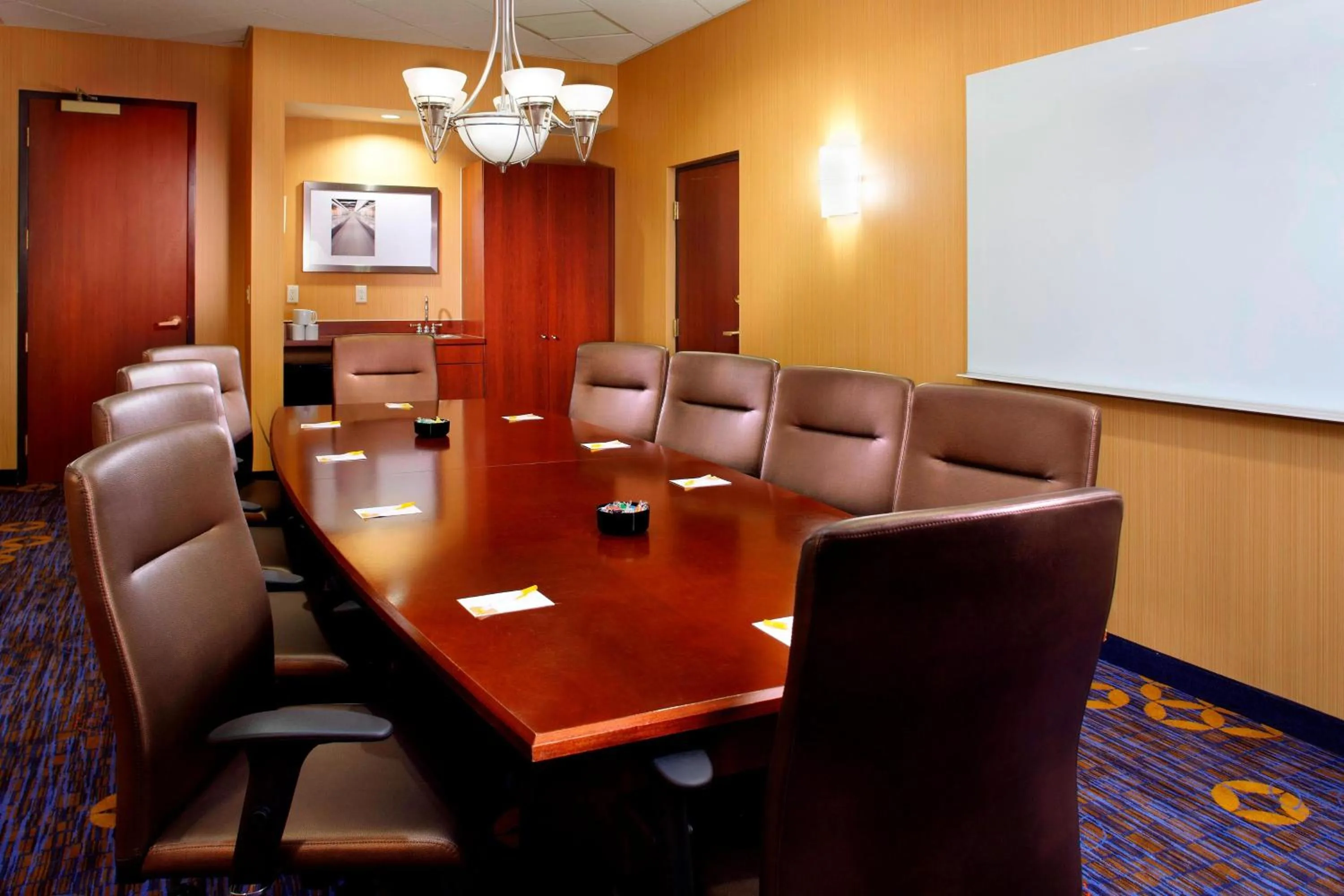 Meeting/conference room in Courtyard Tampa Oldsmar