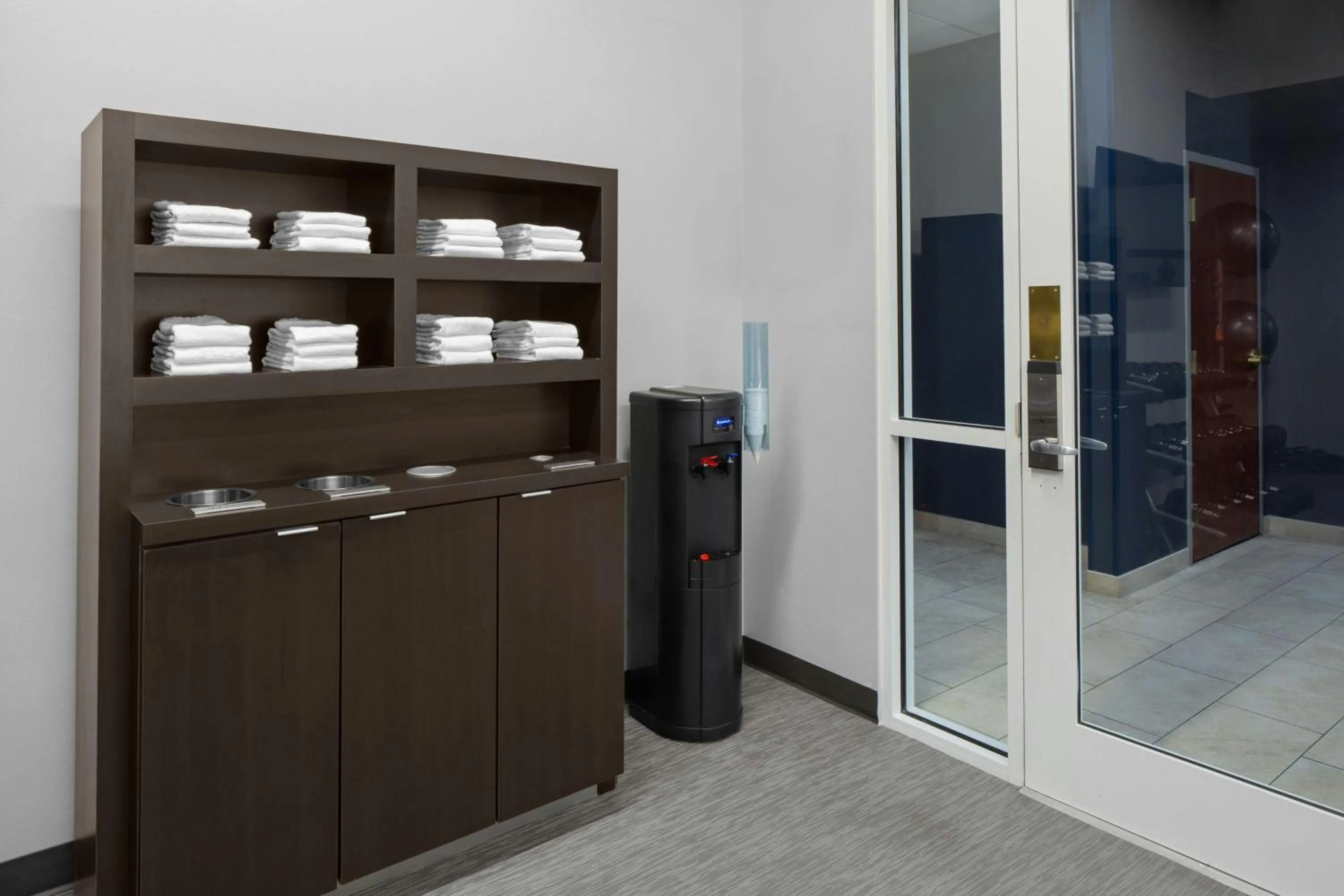 Fitness centre/facilities in Courtyard Tampa Oldsmar