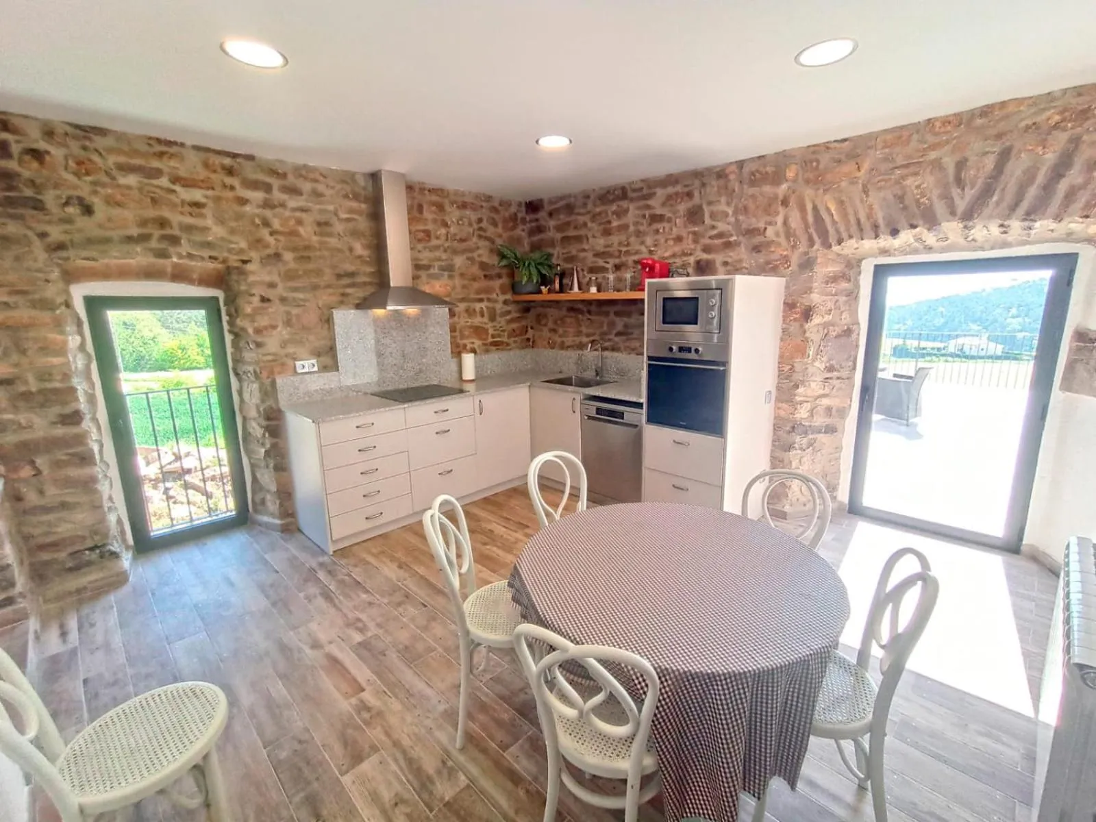 Kitchen or kitchenette in La Torre del Vilar