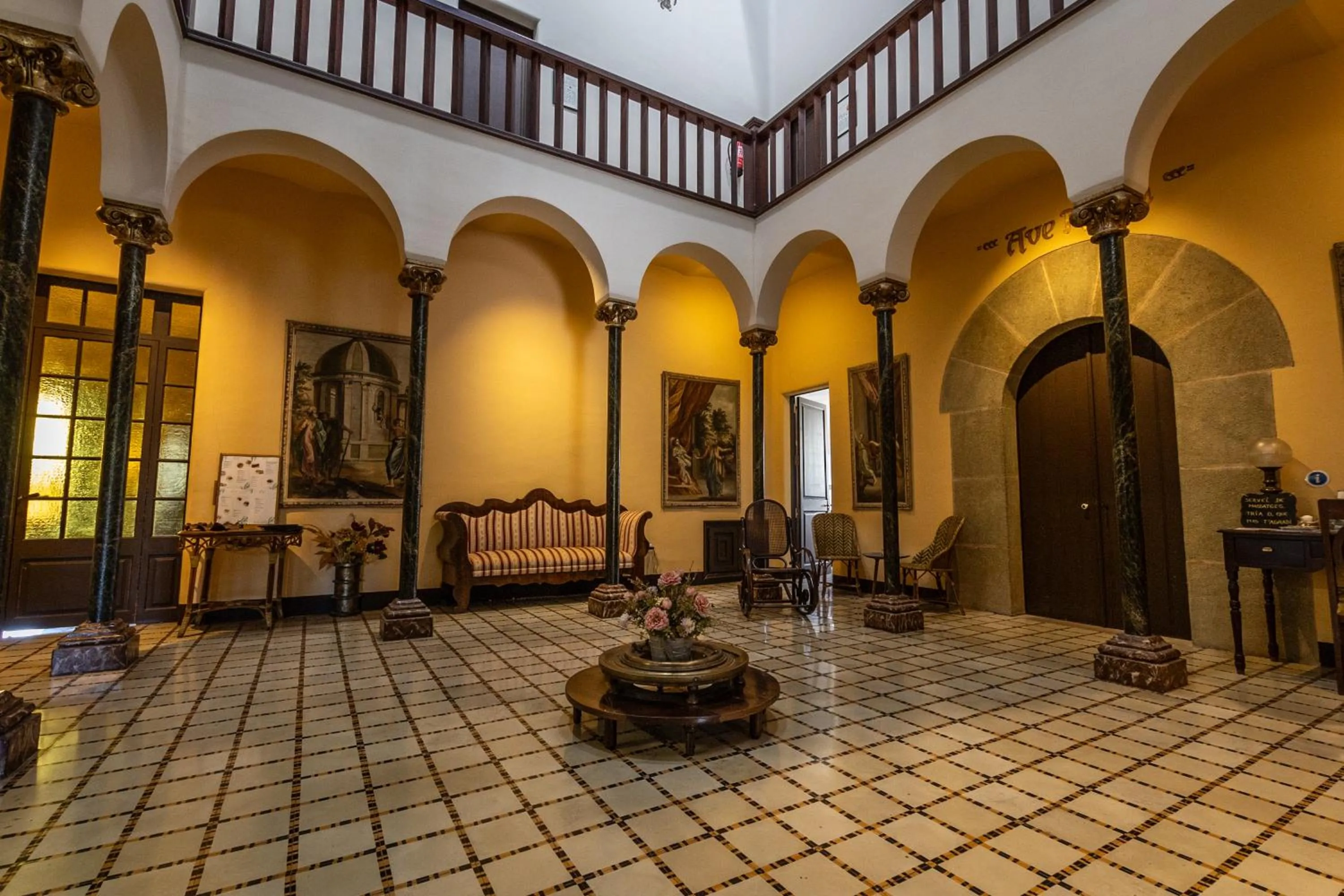 Lobby or reception in La Torre del Vilar