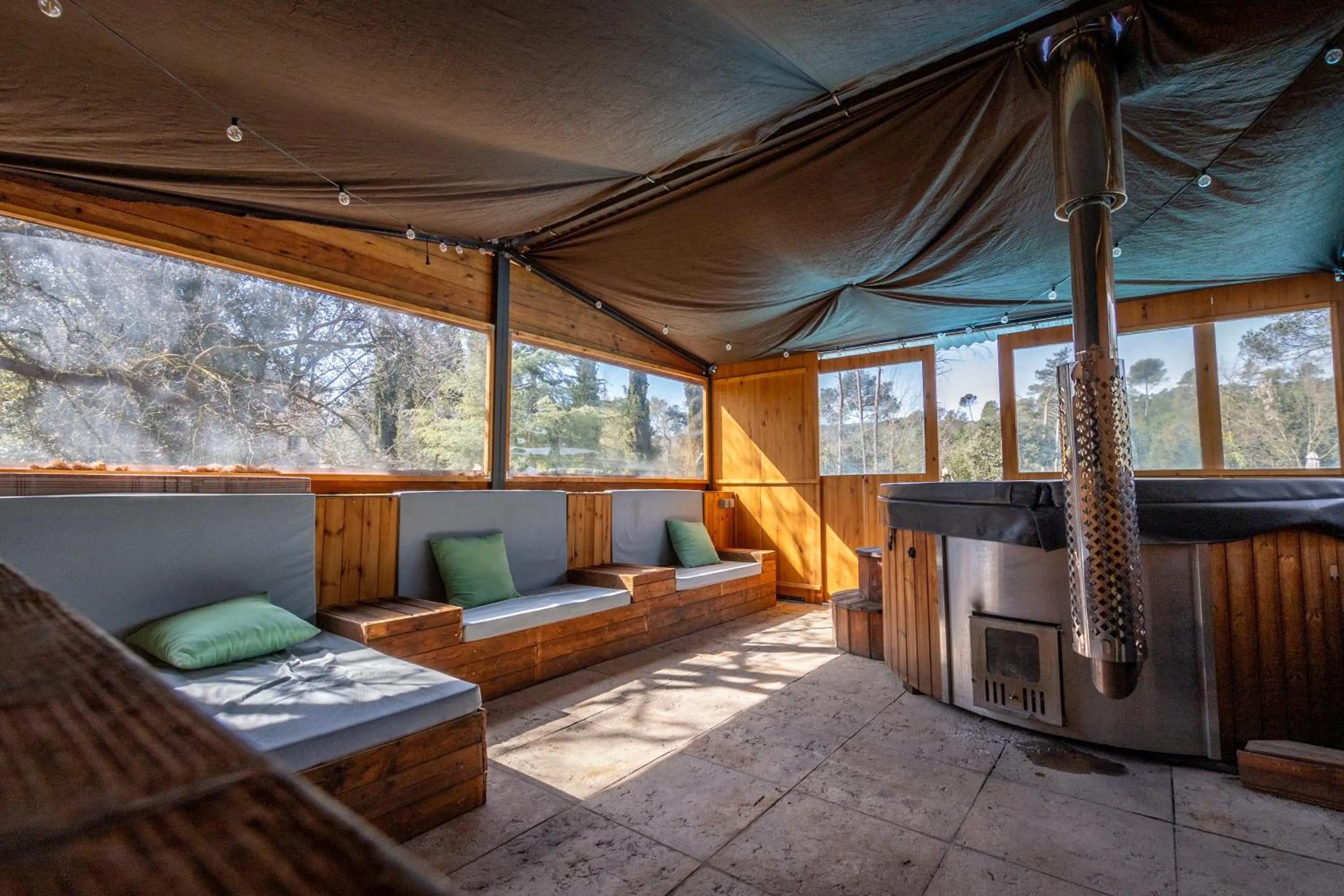 Hot Spring Bath in La Torre del Vilar