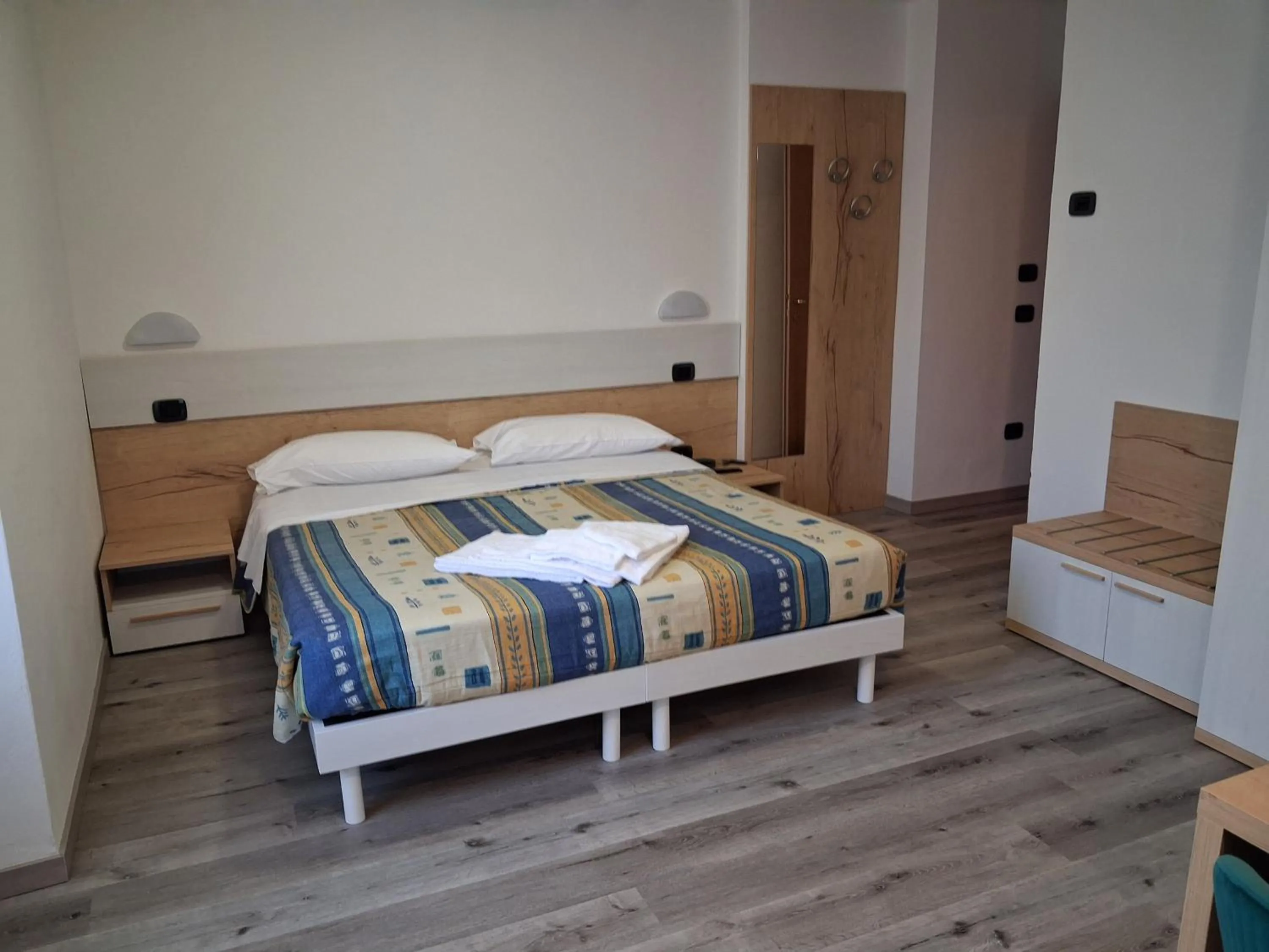 Bedroom, Bed in Hotel Aurora