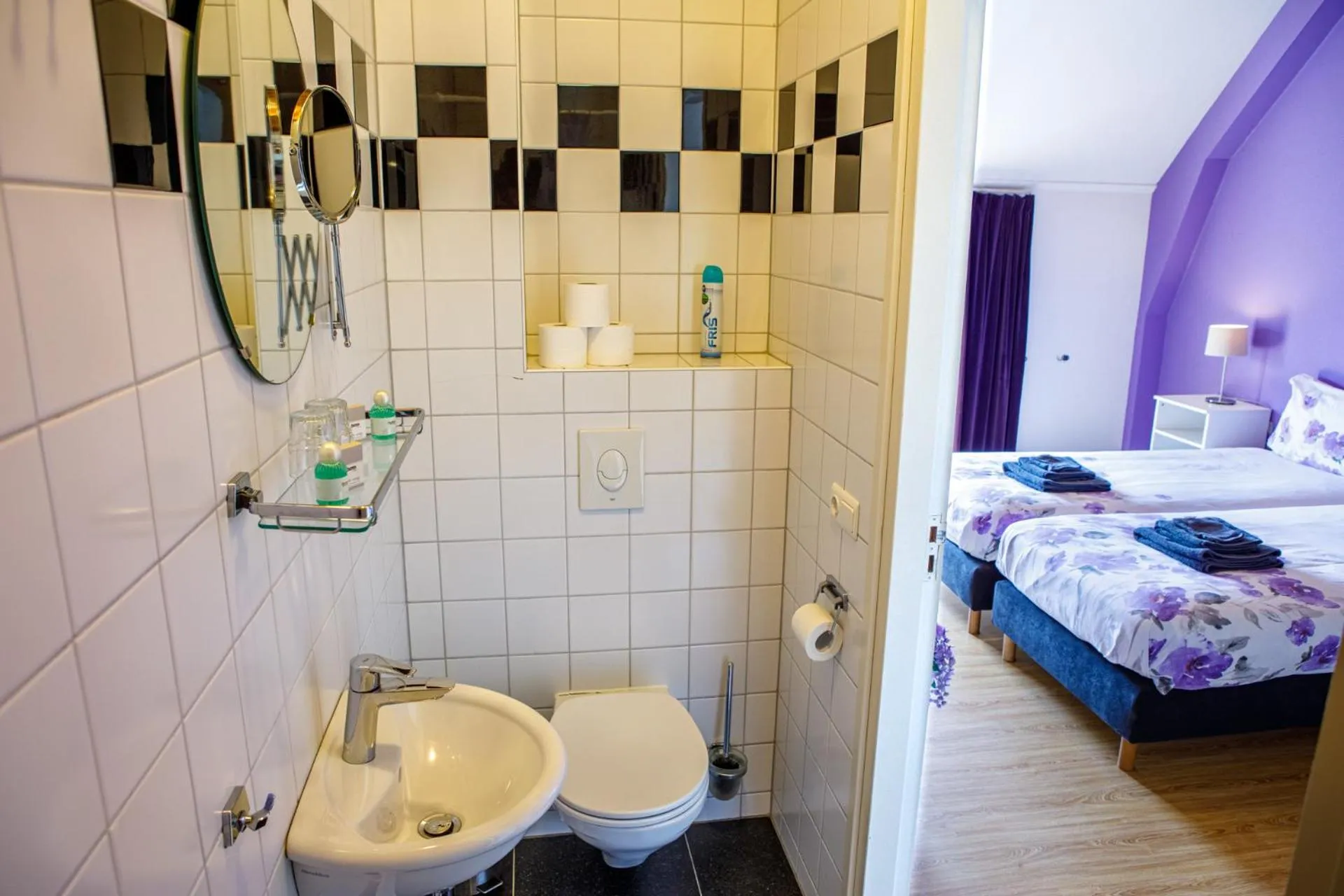 Bathroom, Bed in Het Groene Wout