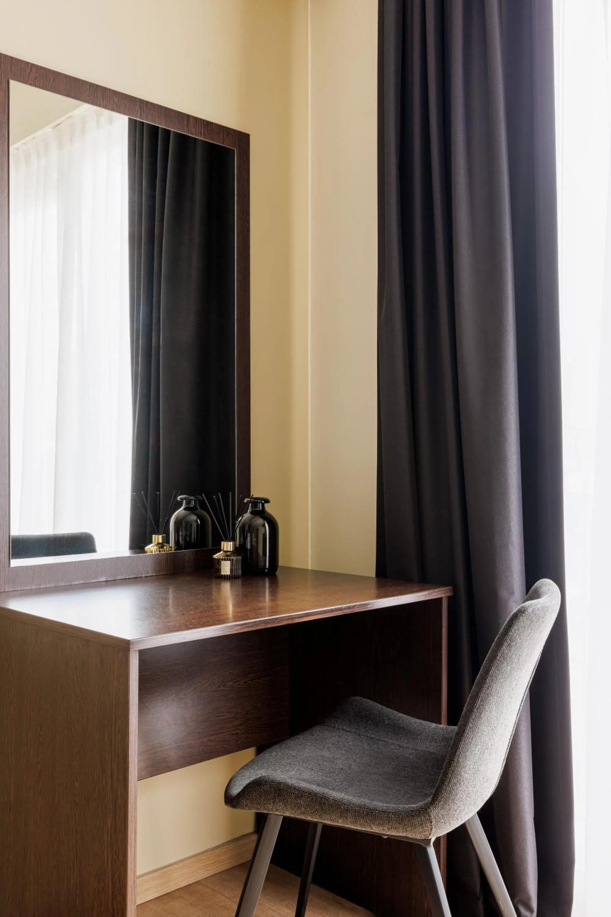 Hotel Corner House by WP Hotels