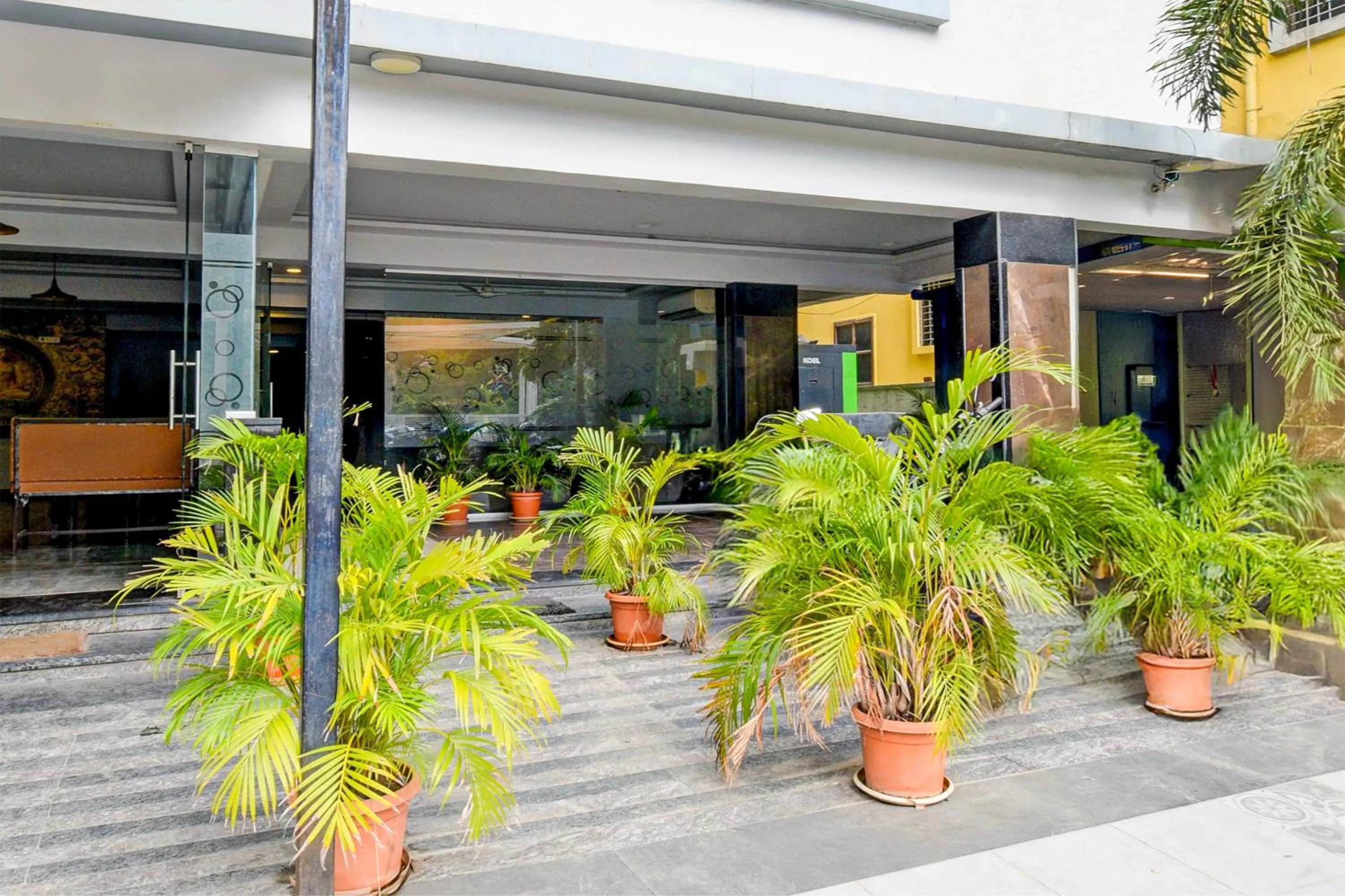 Facade/entrance in Super Townhouse HiTech city Hyderabad