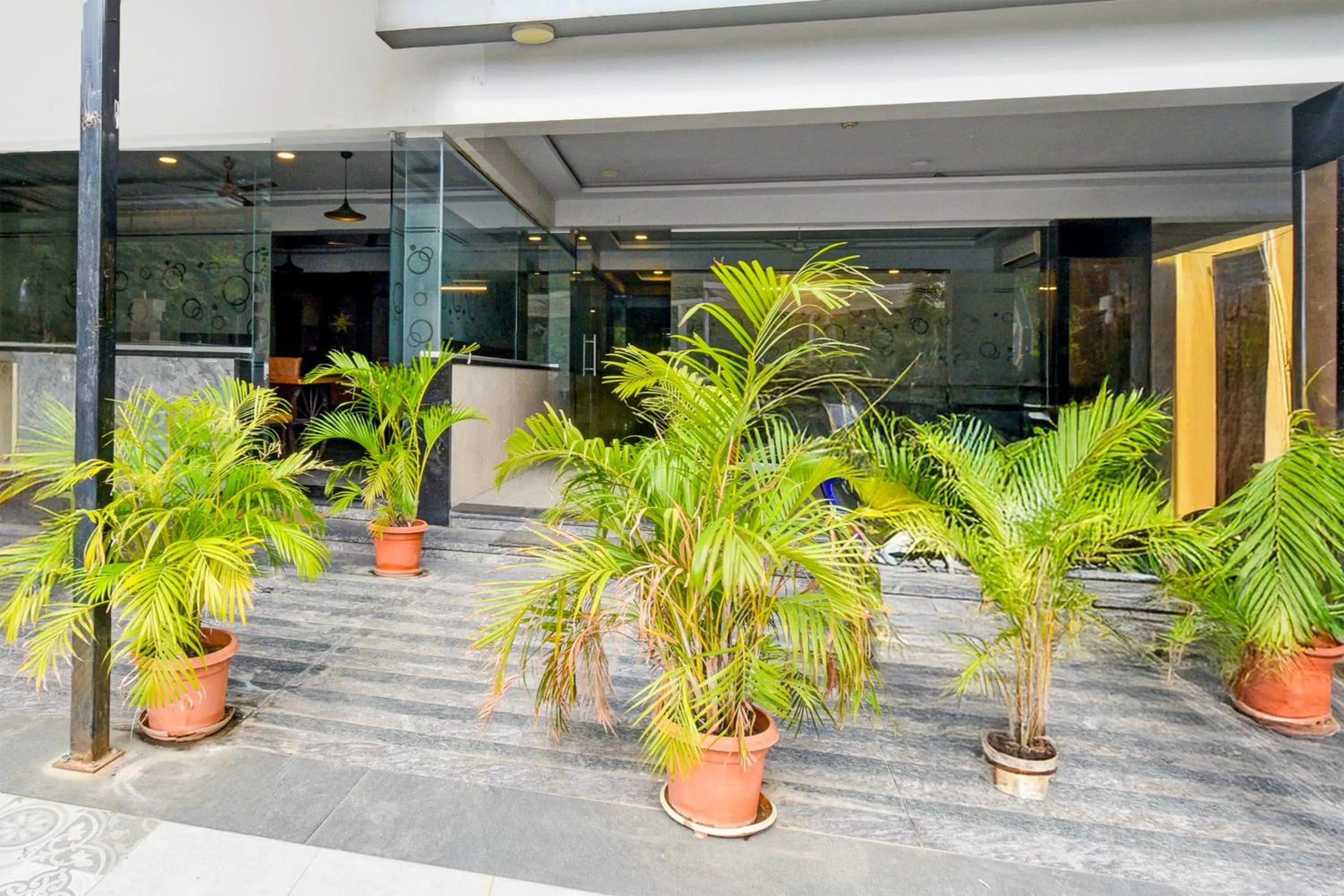 Facade/entrance in Super Townhouse HiTech city Hyderabad