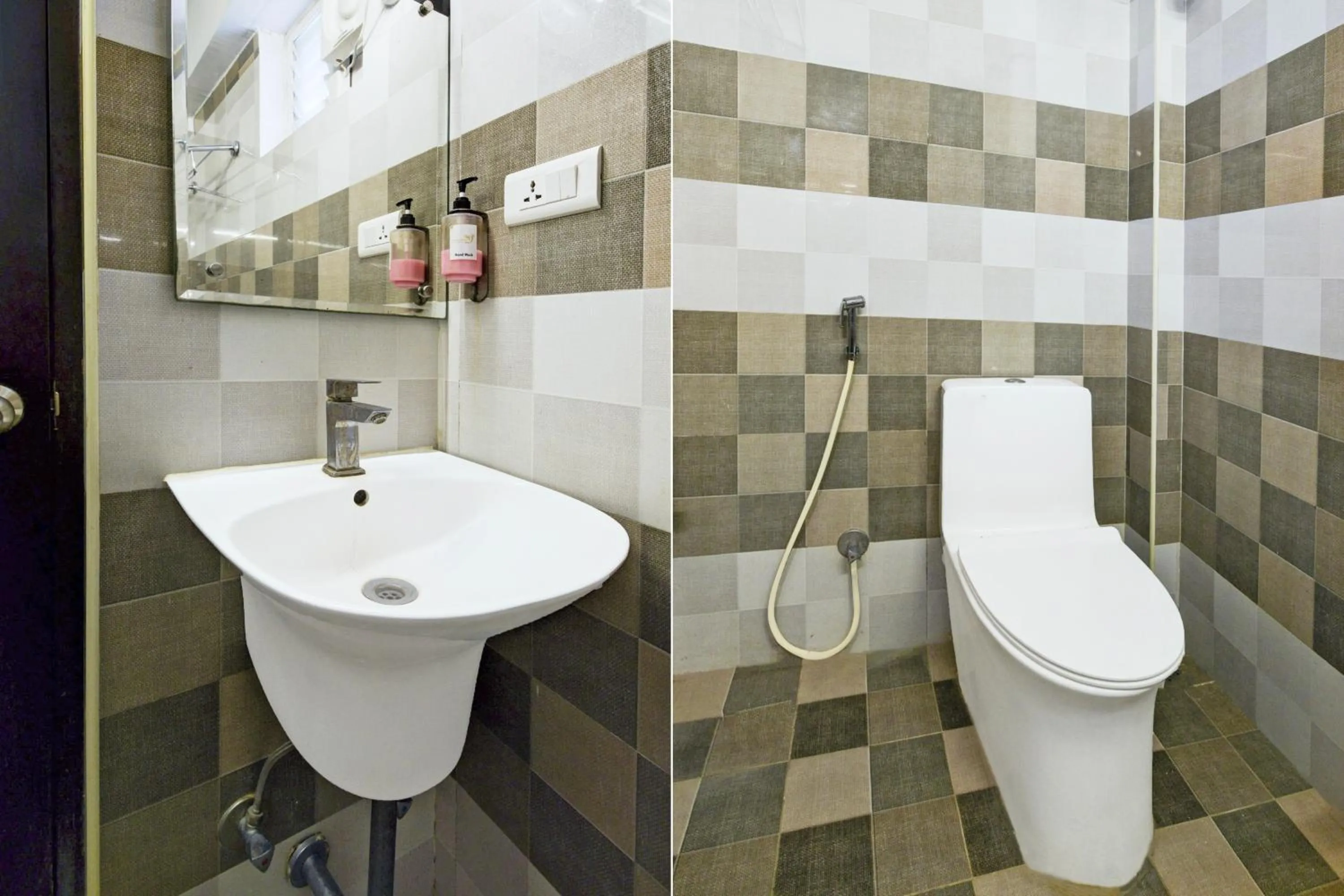 Bathroom in Super Townhouse HiTech city Hyderabad