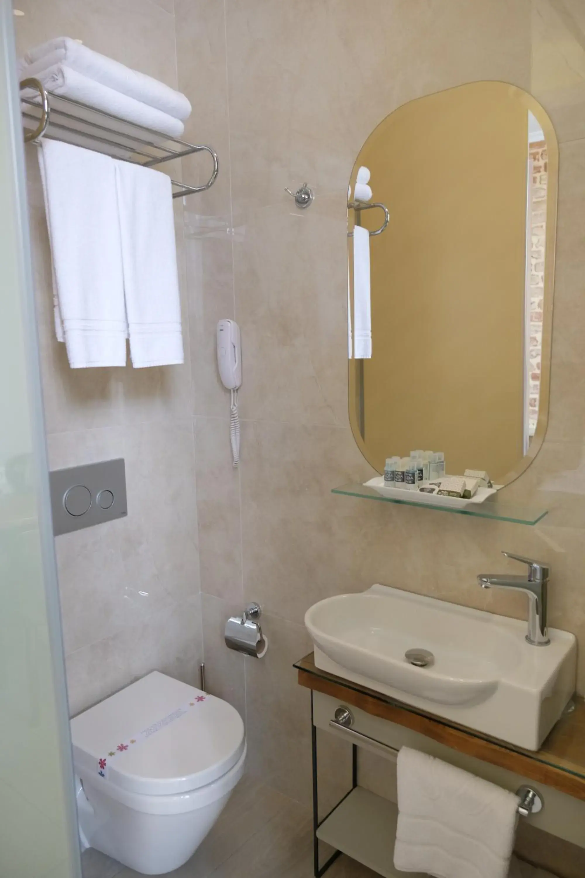 Family Room in GALATAHAN Hotel Istanbul Karakoy Family Room in GALATAHAN Hotel Istanbul Karakoy