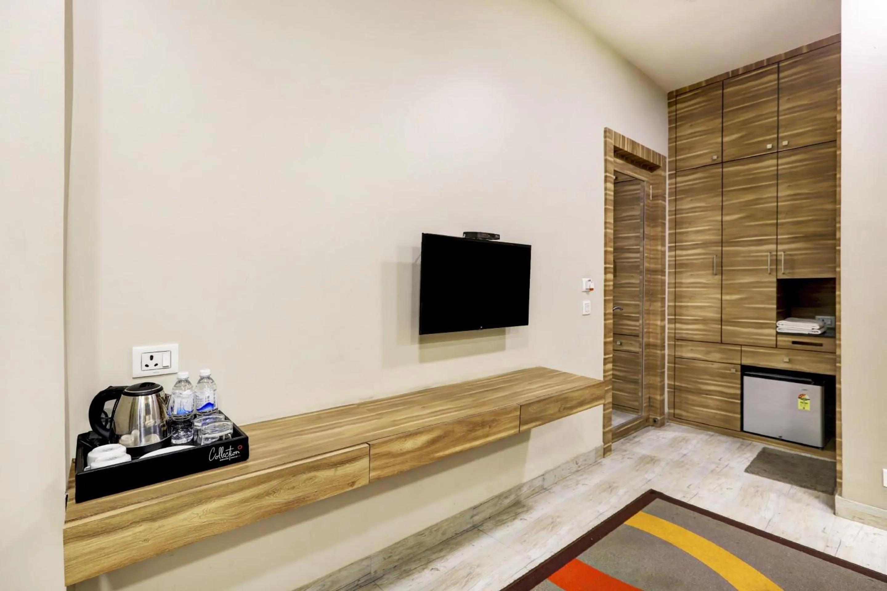 Lobby or reception in Super Townhouse OAK Shubhham Regency