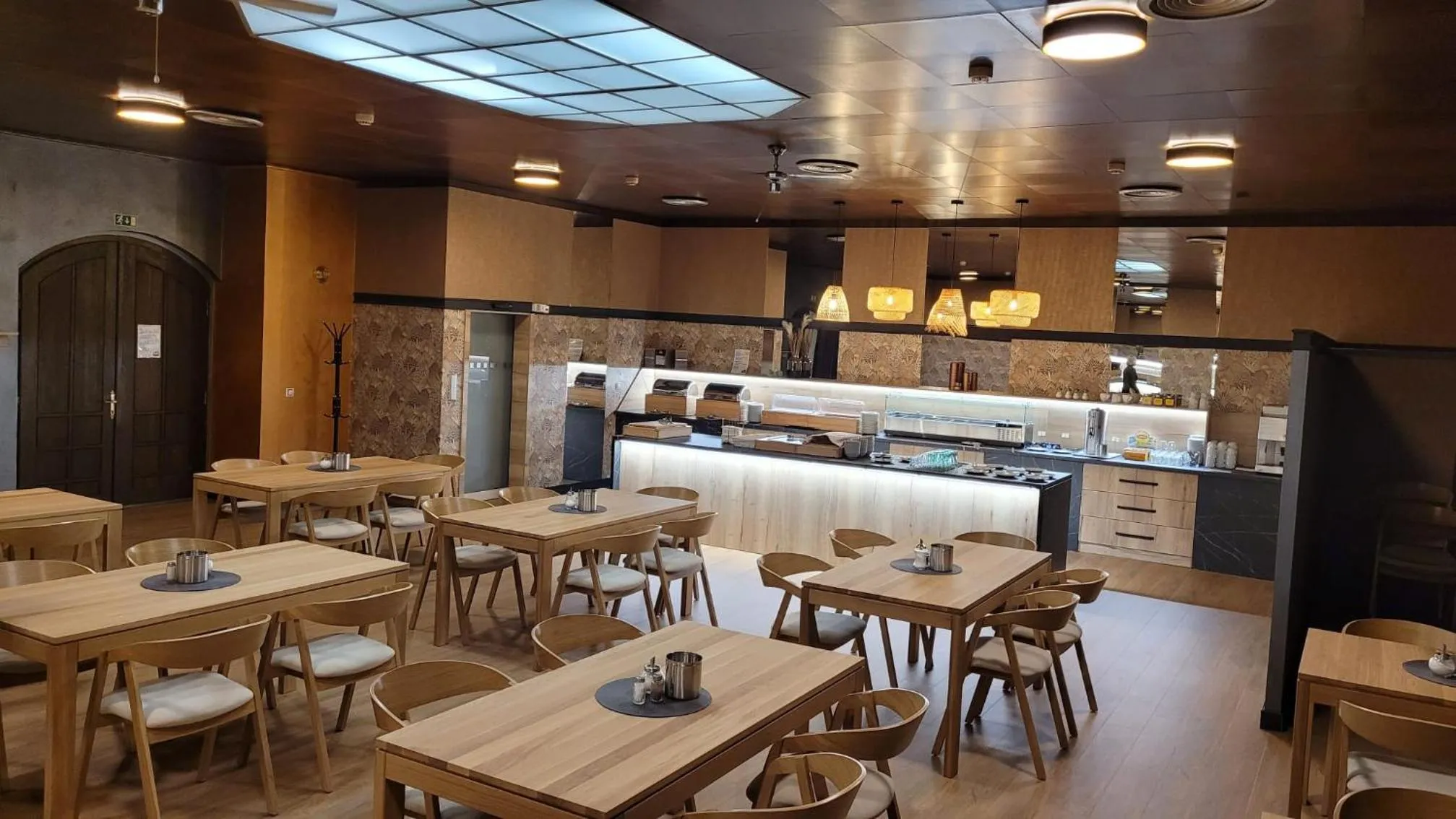 Breakfast in Hotel Česká Koruna