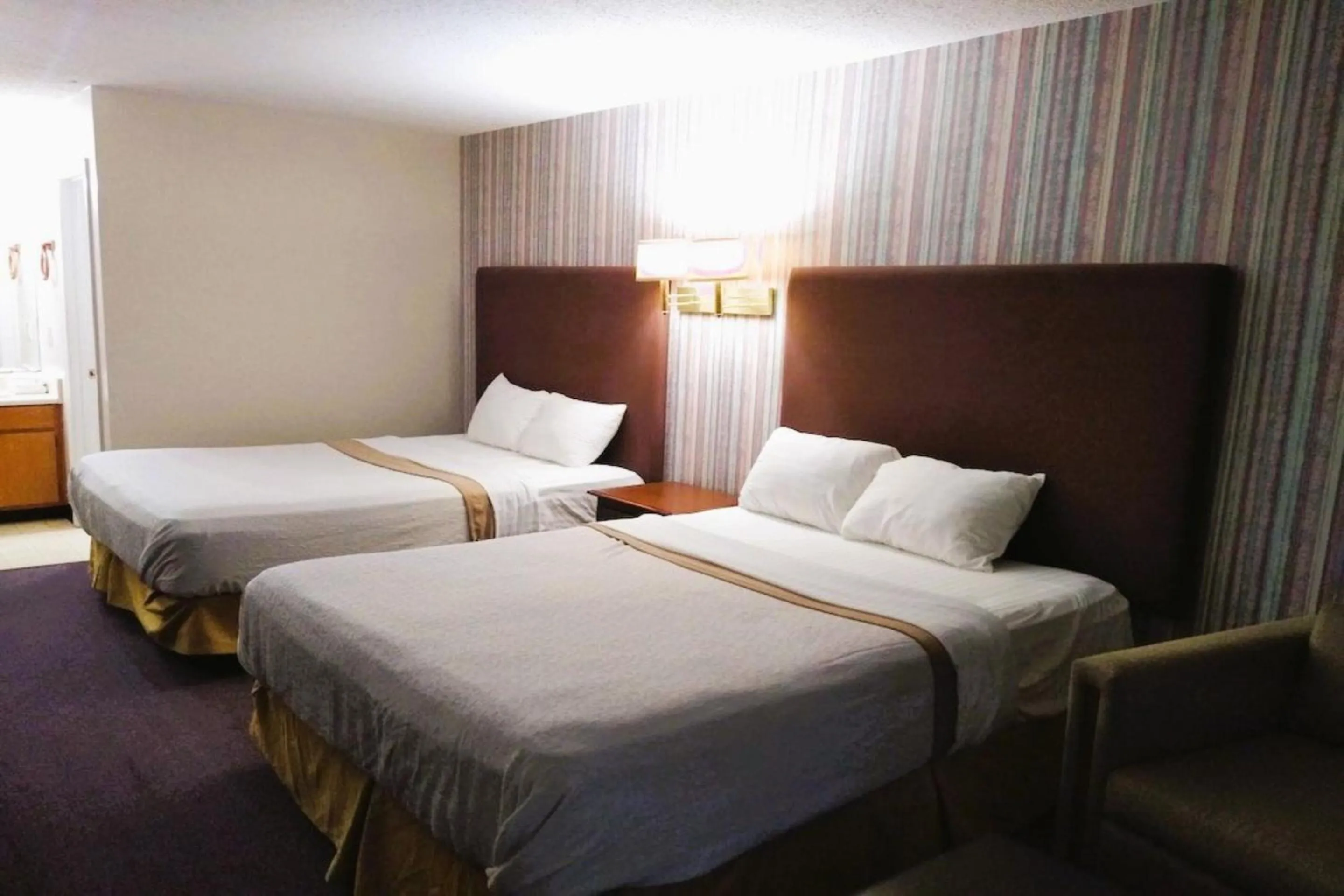 Bedroom in OYO Hotel McIntyre GA, US 441