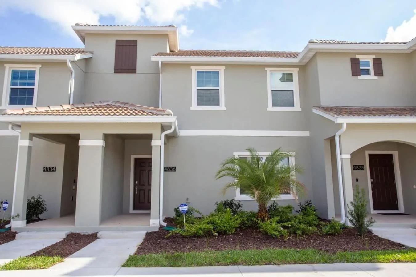 Gorgeous 4 Bedroom w/ Pool Close to Disney 4836