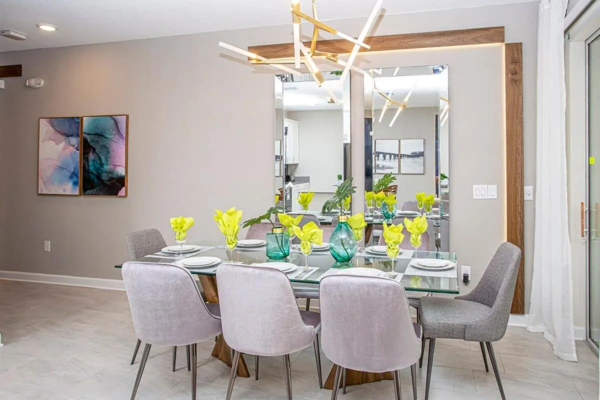 Gorgeous 4 Bedroom w/ Pool Close to Disney 4836