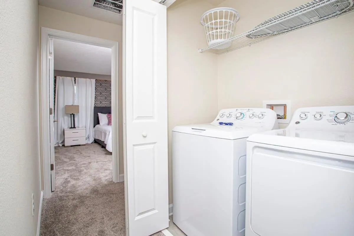 Gorgeous 4 Bedroom w/ Pool Close to Disney 4836