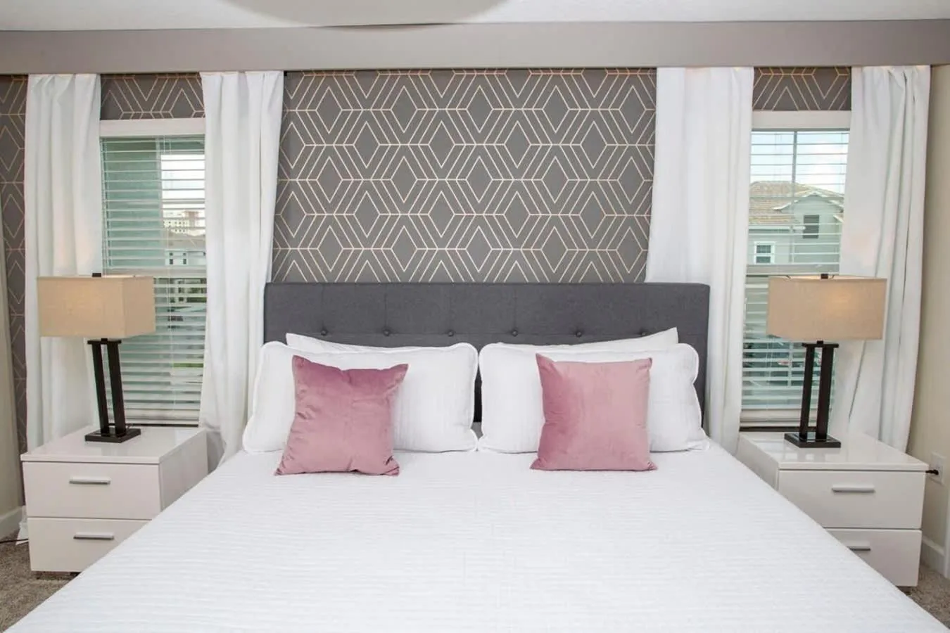 Bed in Gorgeous 4 Bedroom w/ Pool Close to Disney 4836